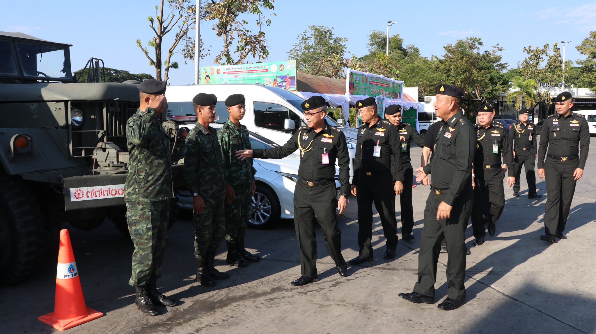 กองทัพบก Royal Thai Army added... - กองทัพบก Royal Thai Army