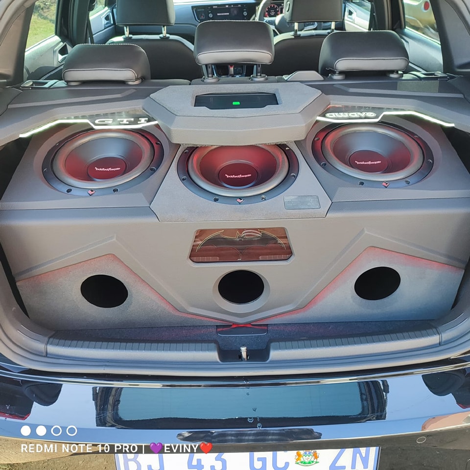 Redback Custom Garage added a new... - Redback Custom Garage