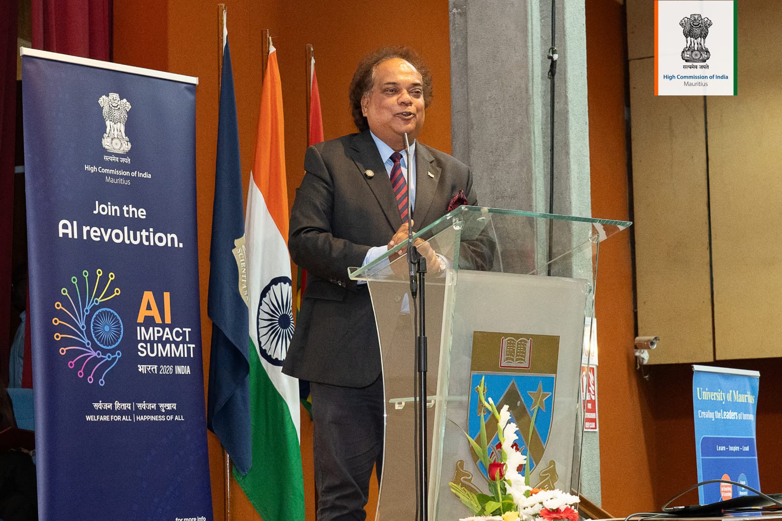 The Hon. Mahendra Gondeea, Minister of Arts & Culture and Shri Anurag ...
