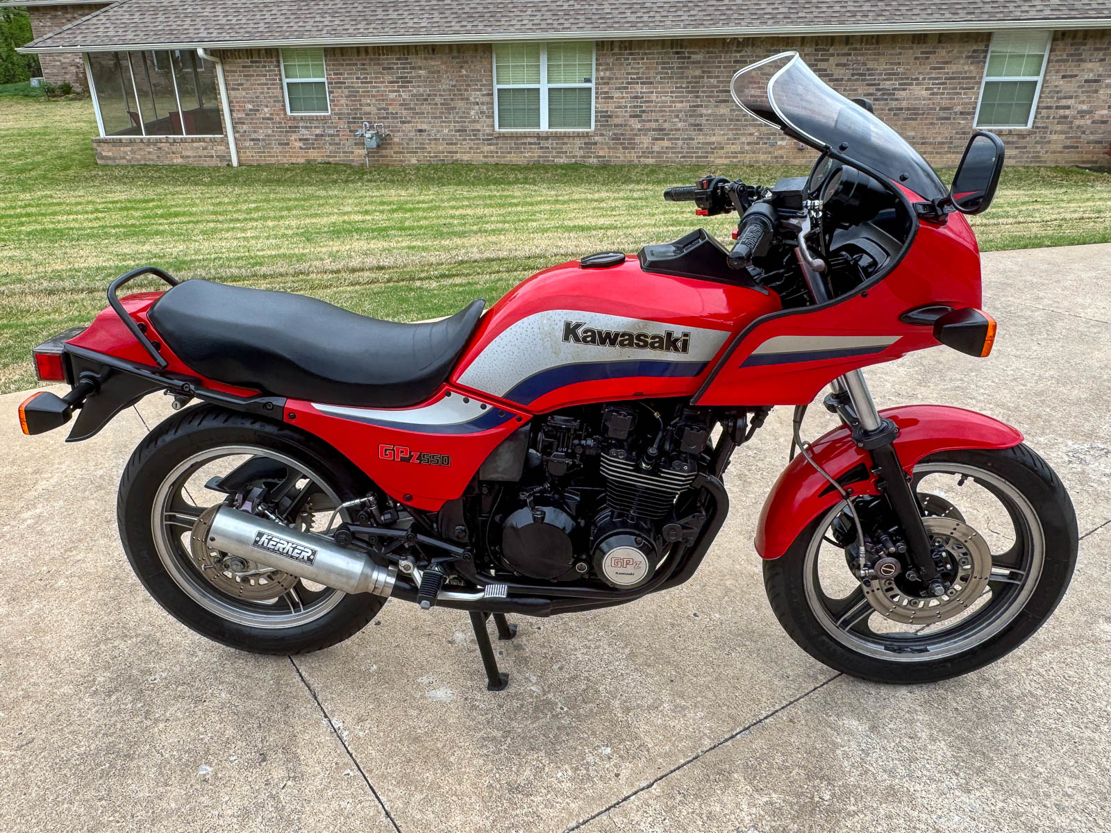 ひろ Hitting our auction site 2nd today's a sharp handling, 65 hp