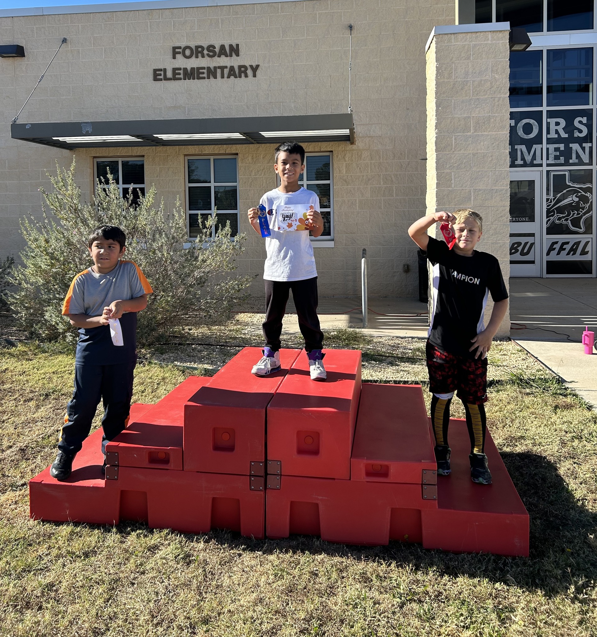 Forsan Elementary - Second grade pledges to be drug free 🧠 ️ | Facebook