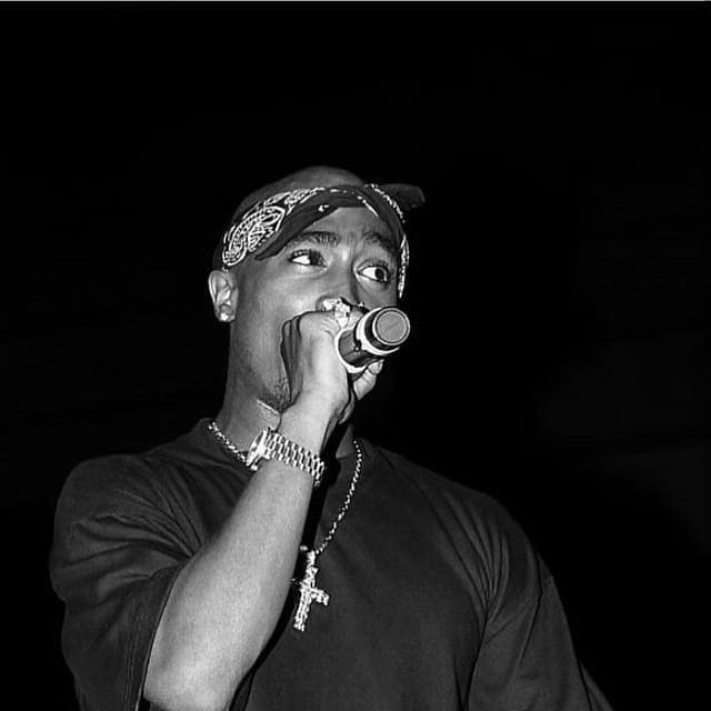 DeathRowdayz - Go follow @aonedevon👈 Rare photos of 2Pac when he ...