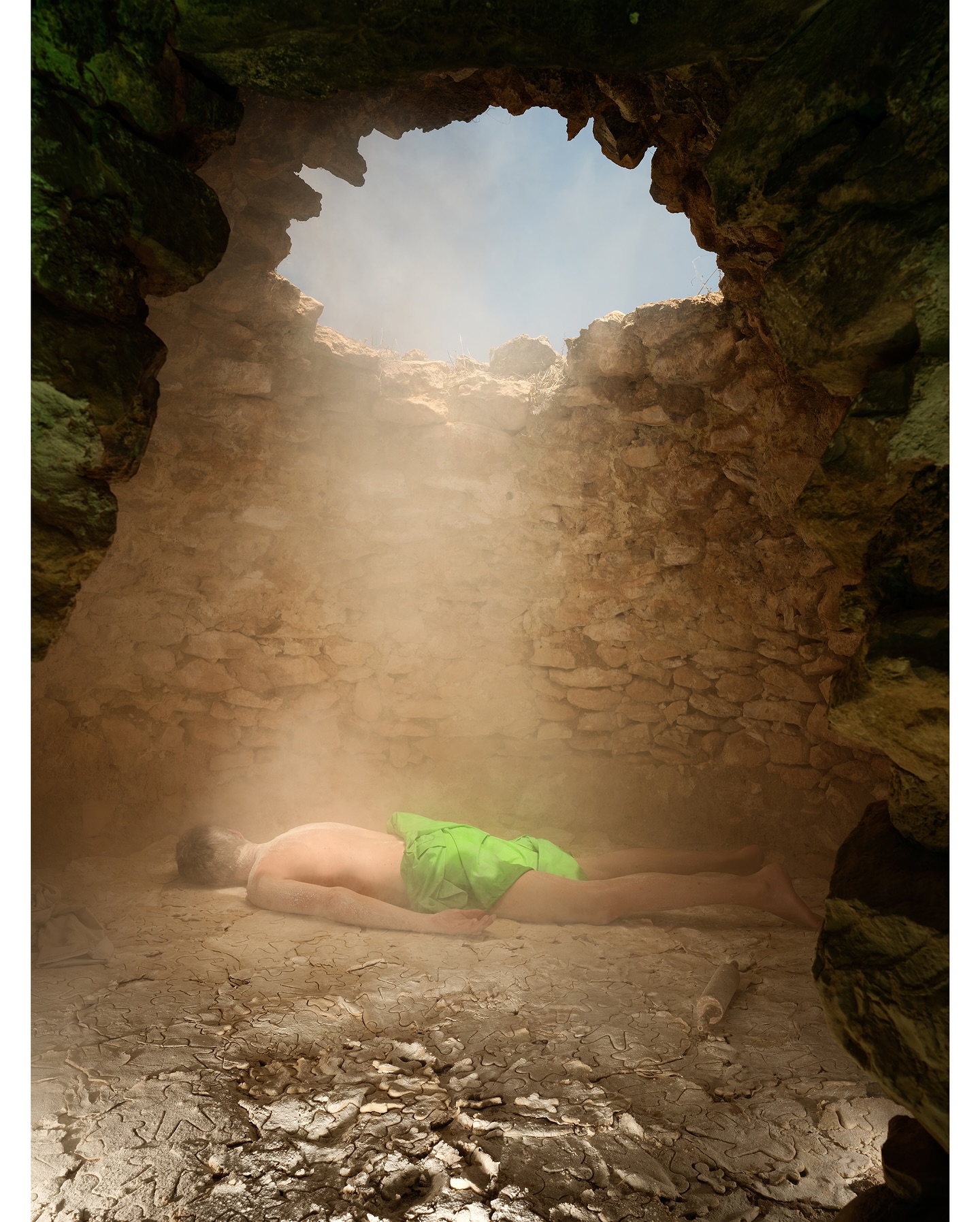 SEB AGNEW - Staged Photography