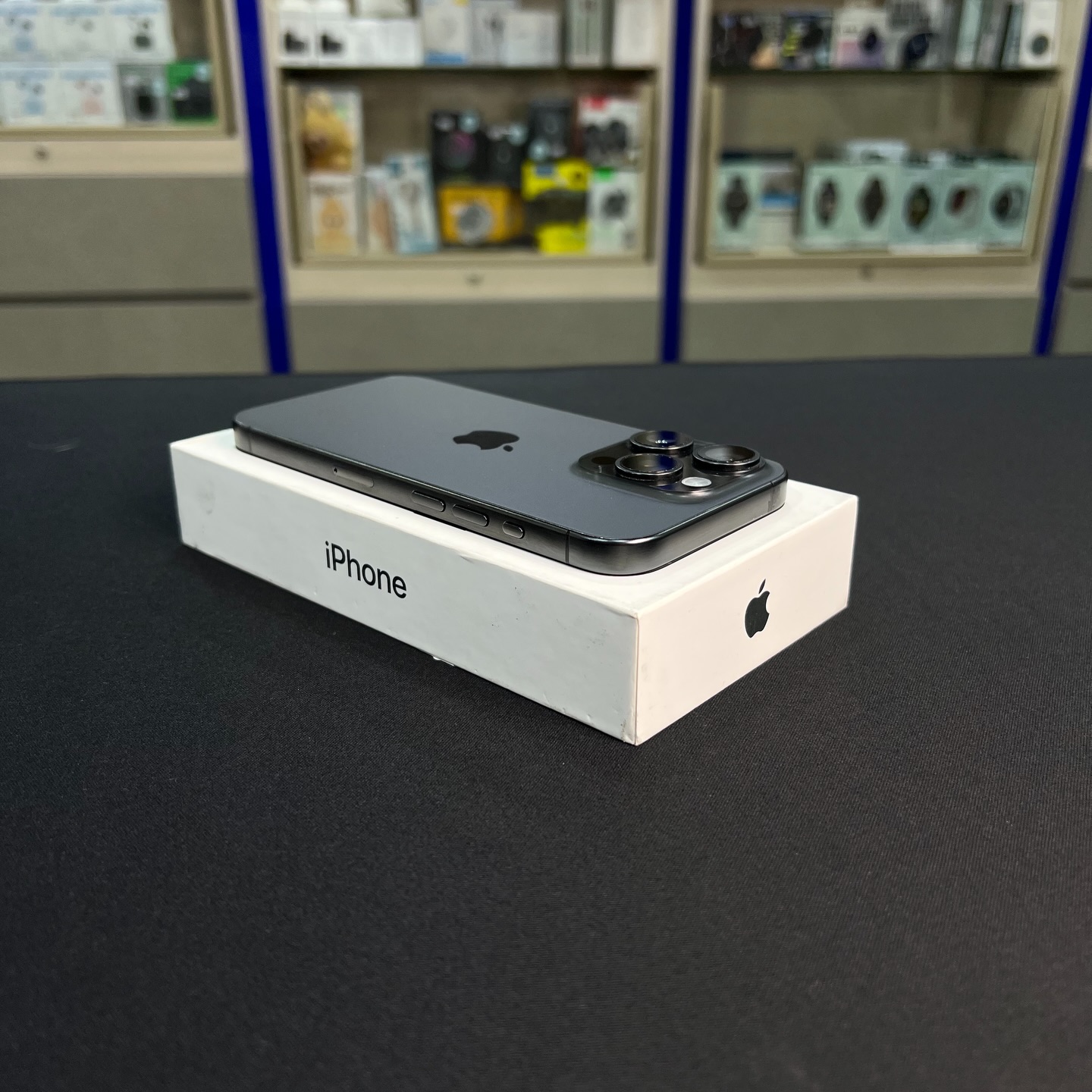 Used iPhone 15 Pro 128GB Black Titanium Dual SIM in a great 