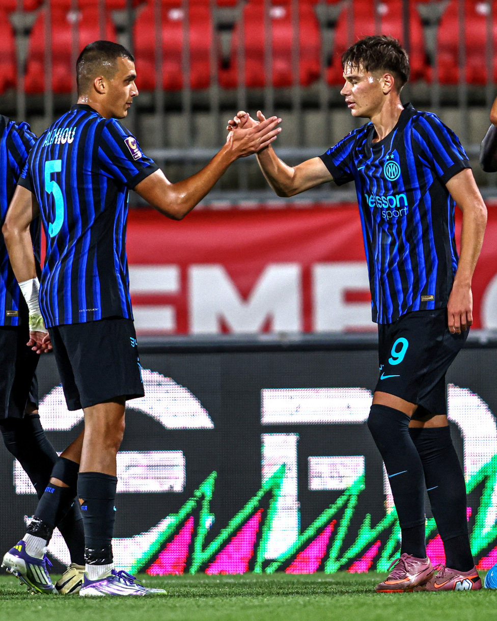 Inter - Inter added a new photo.