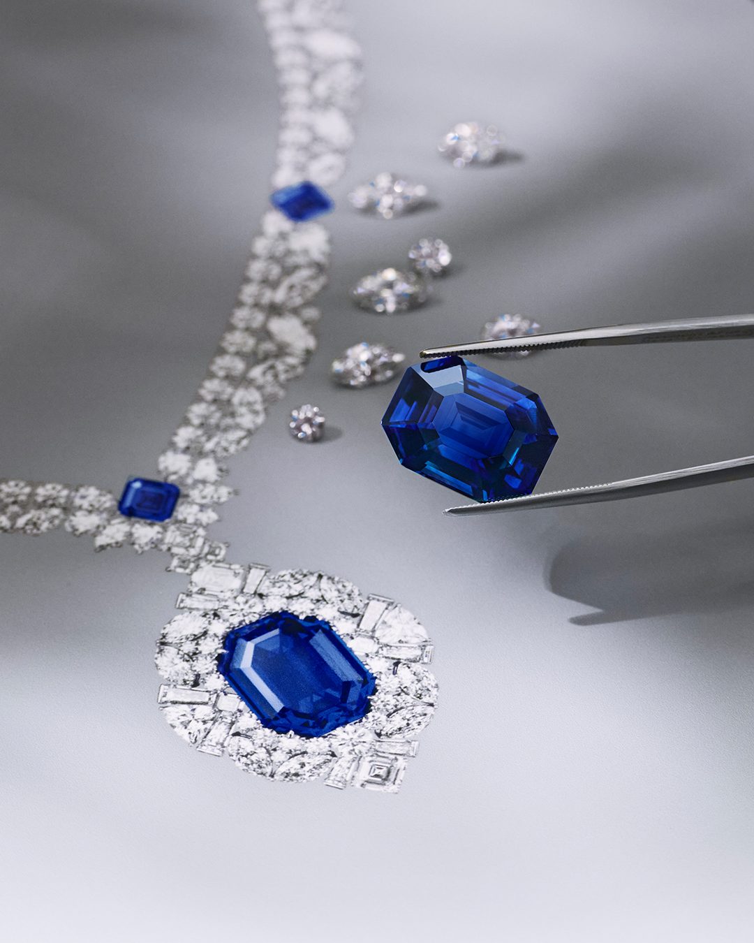 Harry Winston added a new photo. | Harry Winston