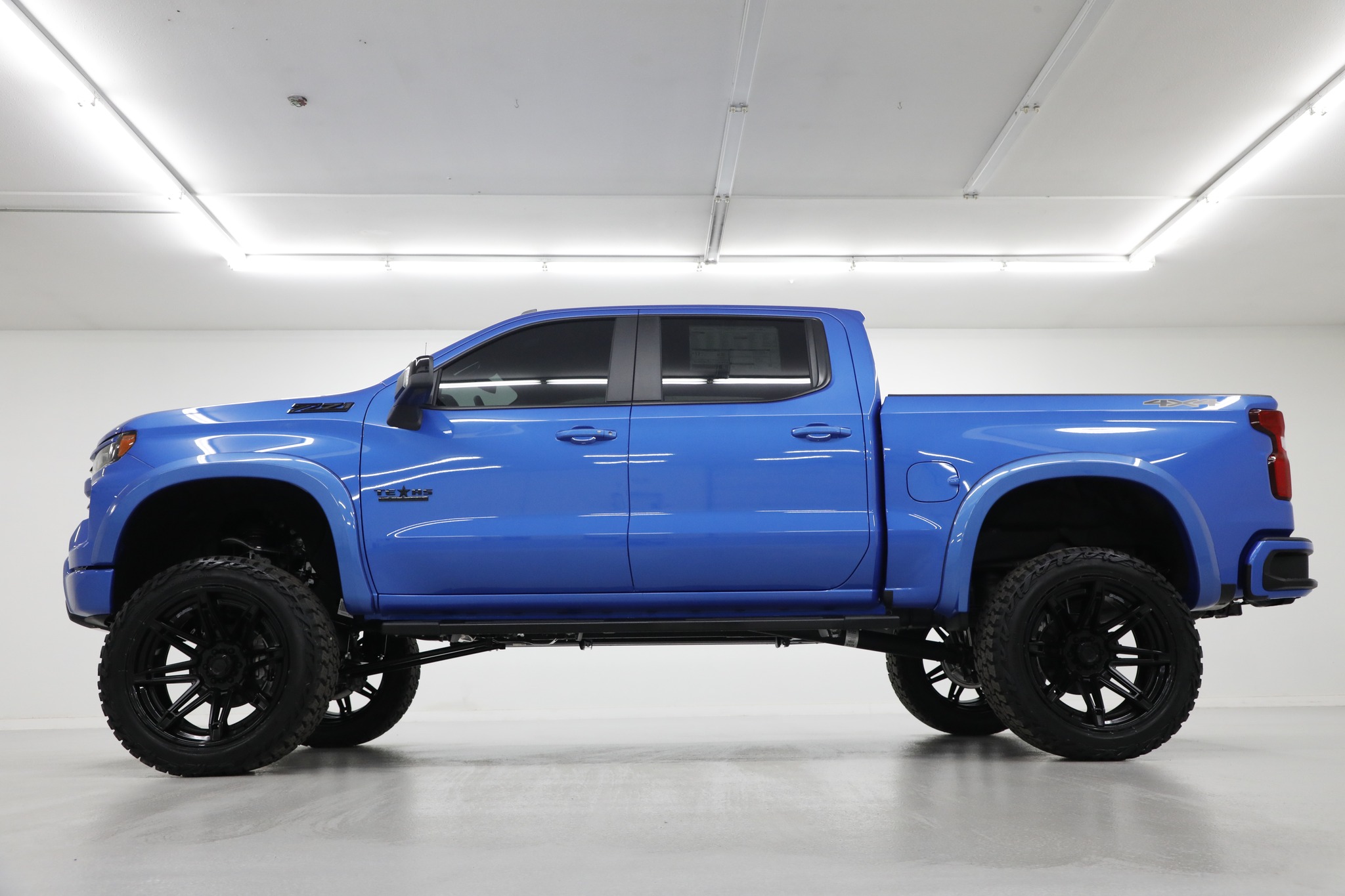 Jim - 📷Click here to view more DETAILED PHOTOS of this EXACT vehicle ...