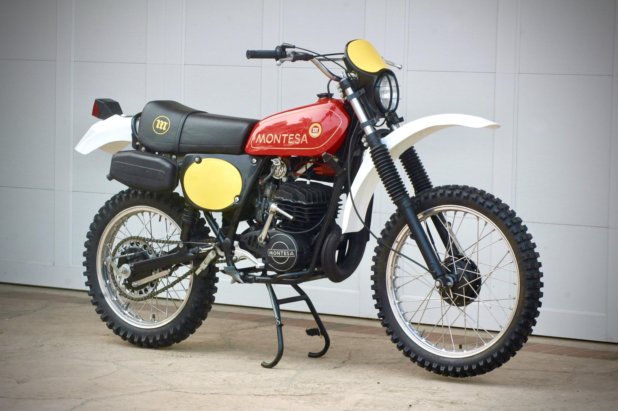 たいやき Josh - The 1974 Yamaha YZ80 (specifically the YZ80A) was Yamaha's