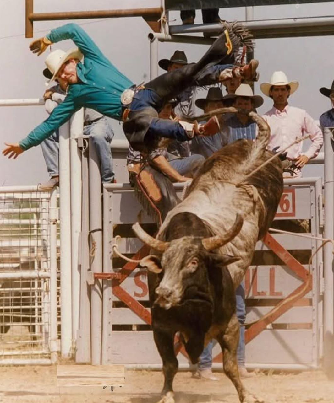 Paixão - Tuff Hedeman is a legendary figure in the world of rodeo ...