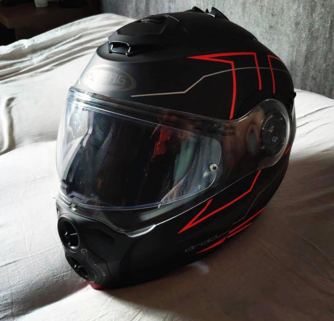 caberg droid blaze helmet Matt Black Motorcycle Motorbike – Gear Change Online For over 20 years Caberg have been at the forefront of technical evolution and stylistic innovation Italy made modular helmet by
