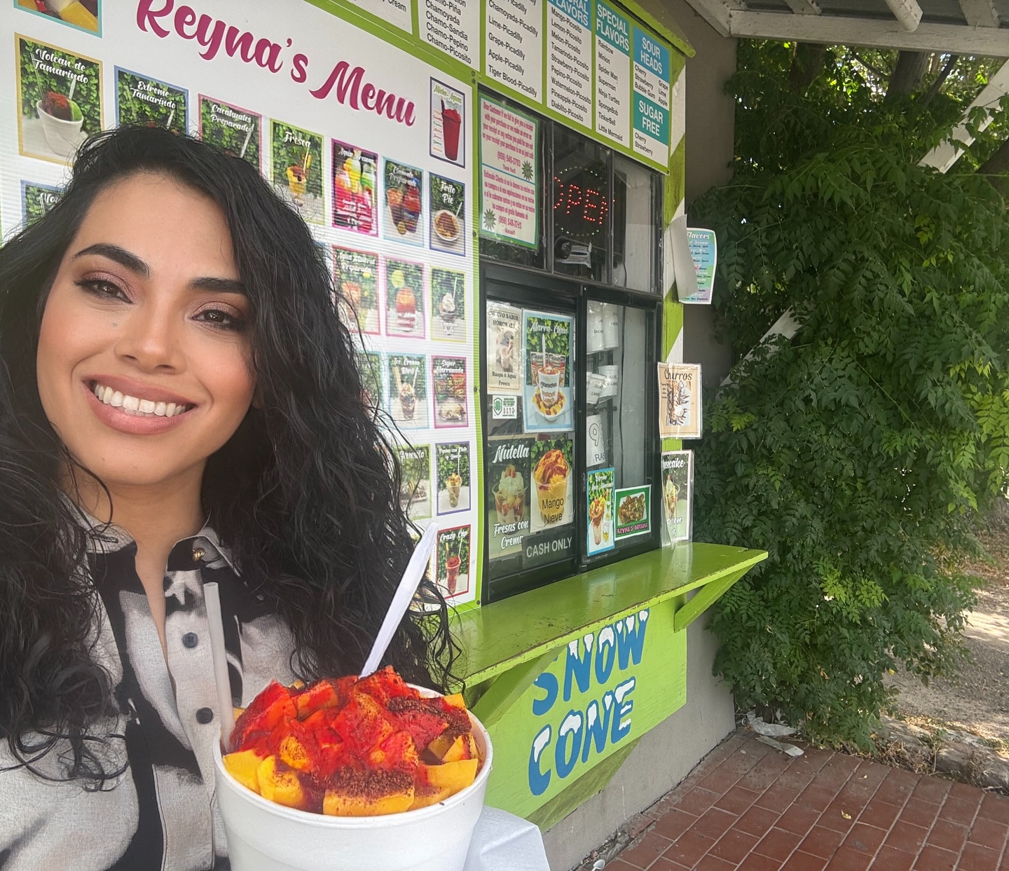 Mayra Flores - Celebrating my victory with a Reyna’s Raspa... | Facebook