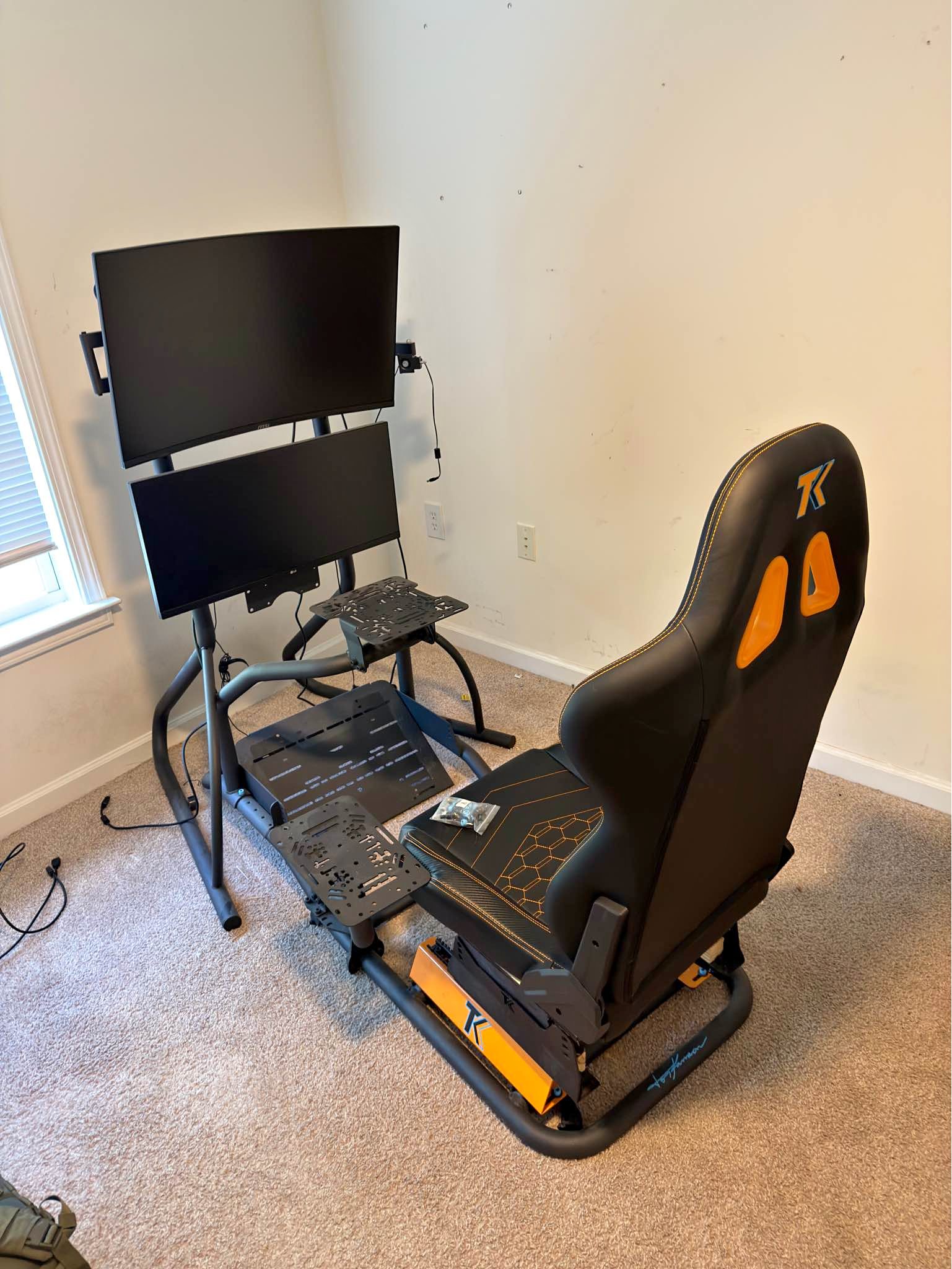 TK Racing flight sim/ racing rig with two monitors - Office Chairs ...