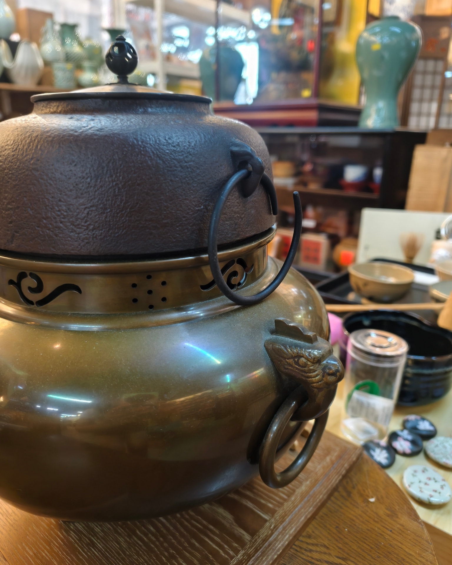 鬼面风炉[铜/铁器] [畠村斋作] 高34cm