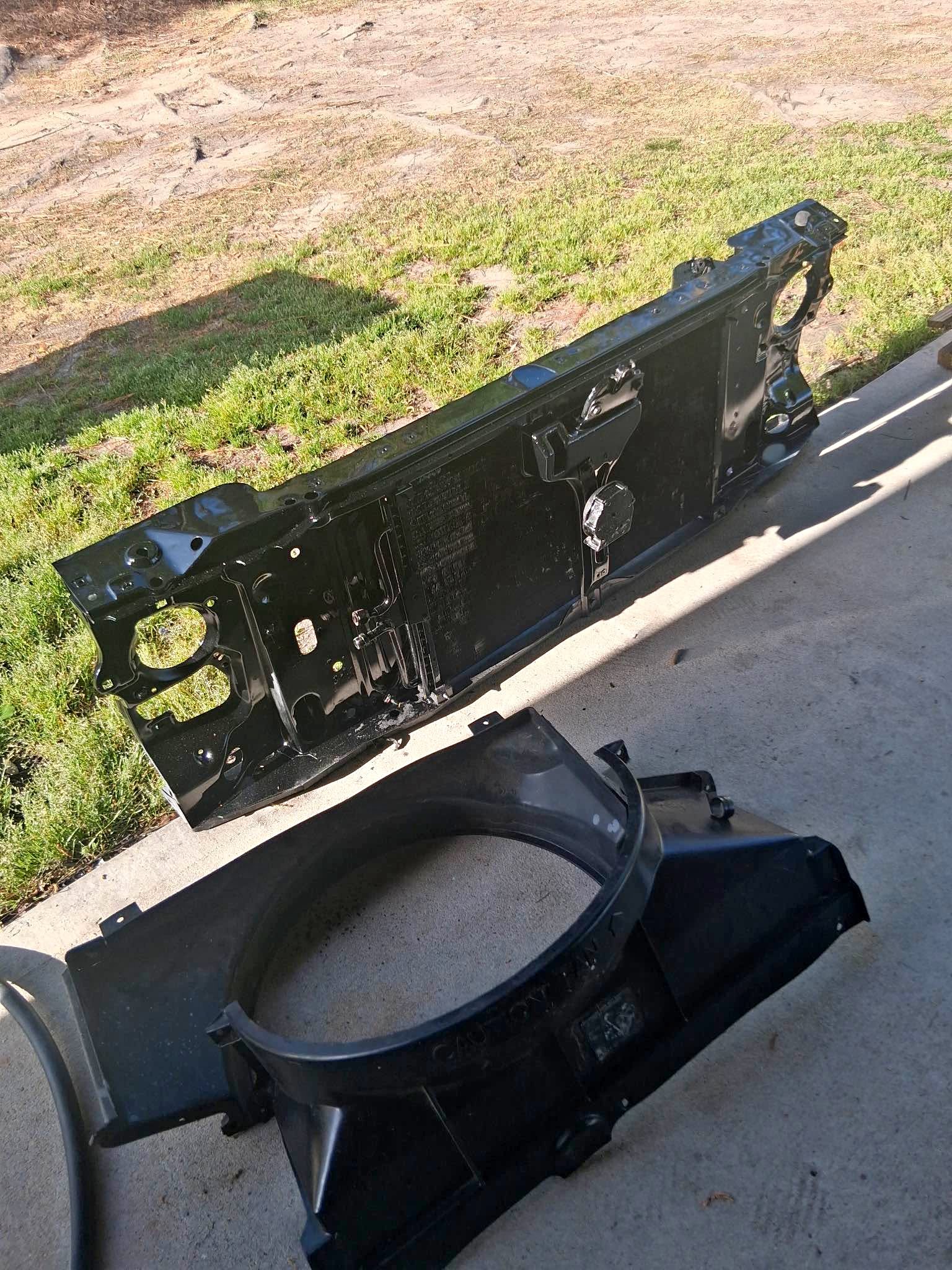 Radiator Support and Fan Shroud for obs Chevy Trucks 88-98 - Car ...