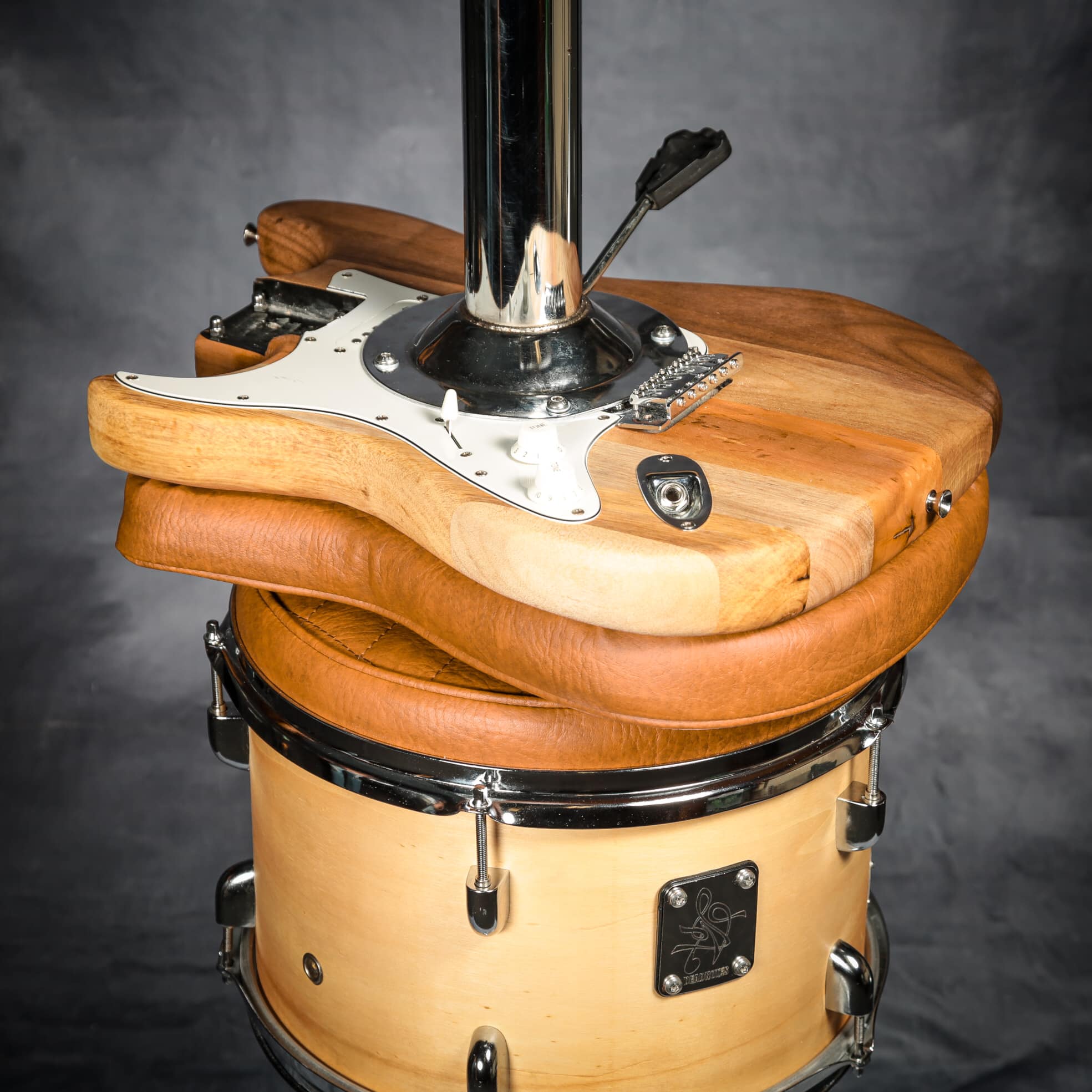 Deadnotes - upcycled instruments