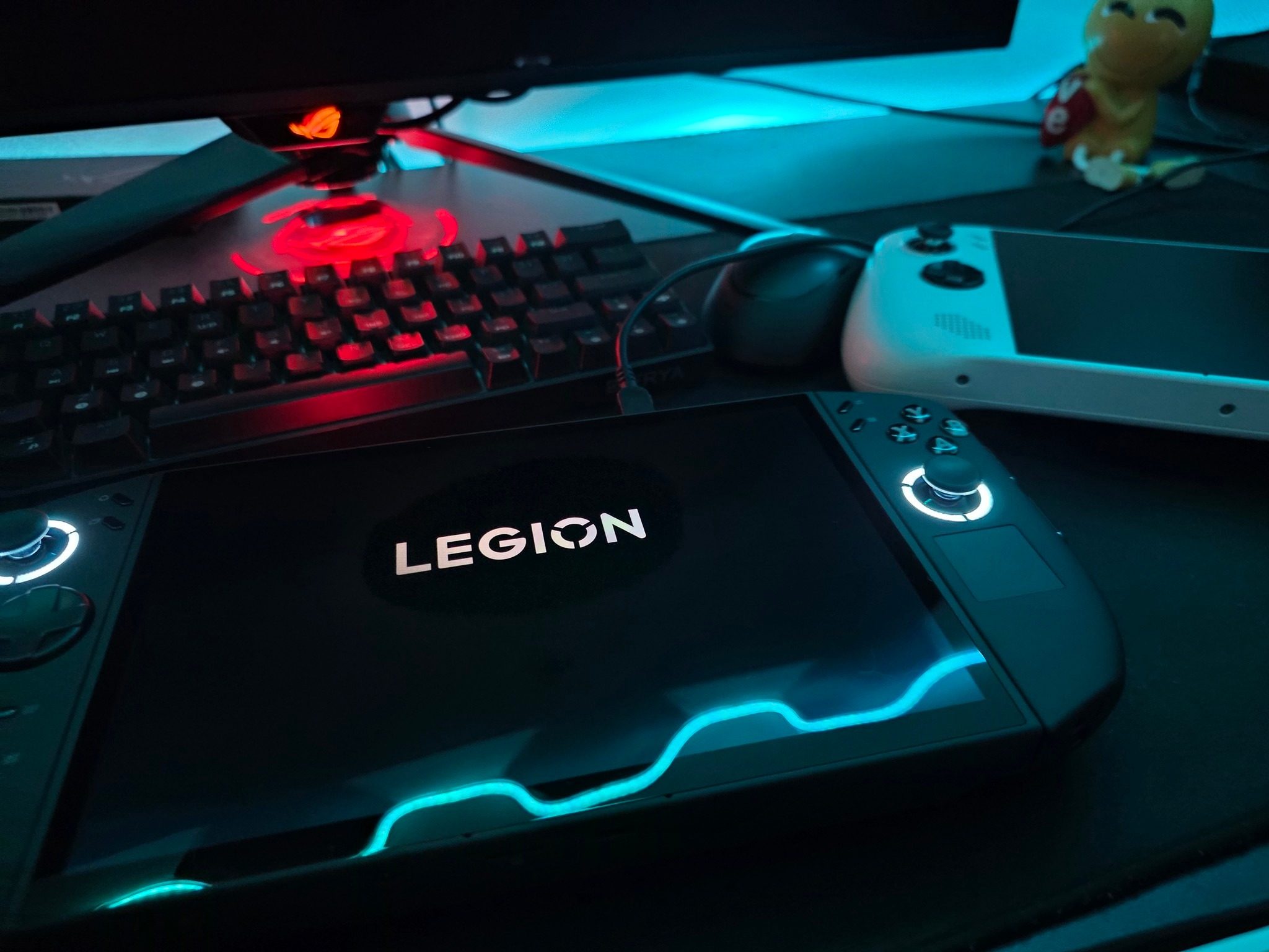 Lenovo Legion Go Gen 2 Review (8ASP2) The Lenovo Legion Go Gen 2 