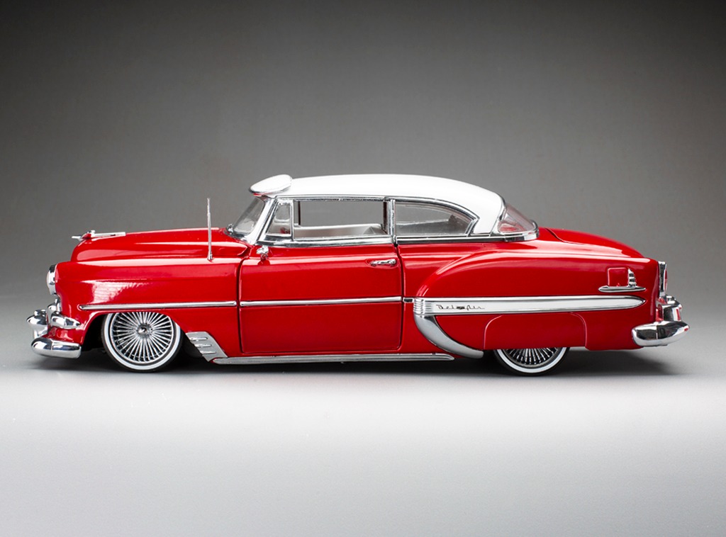 Item No : 1722 Scale : 1:18 Description : 1954 Chevrolet Bel Air