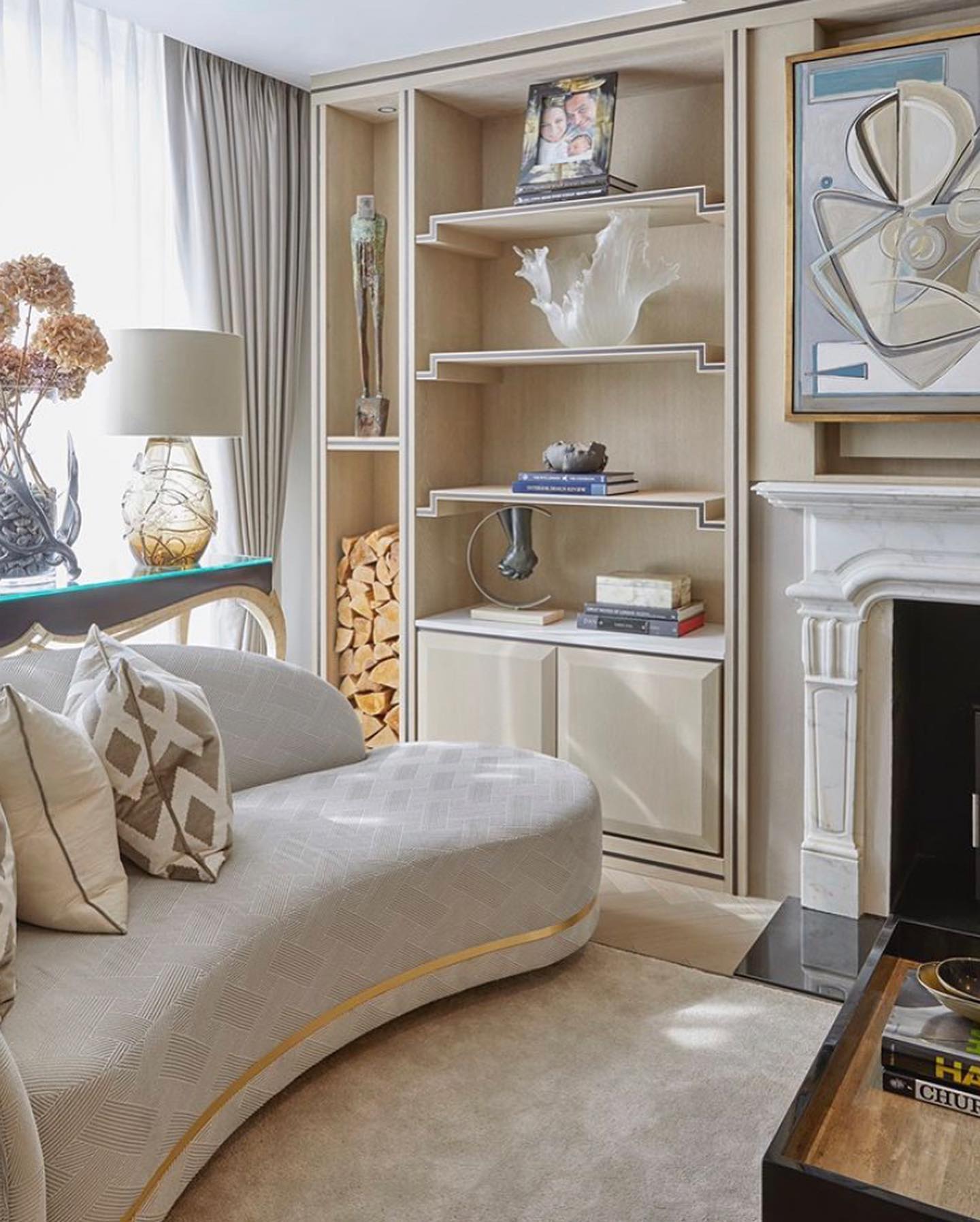 Velvet Musings - Inside the Luxurious, sophisticated and... | Facebook