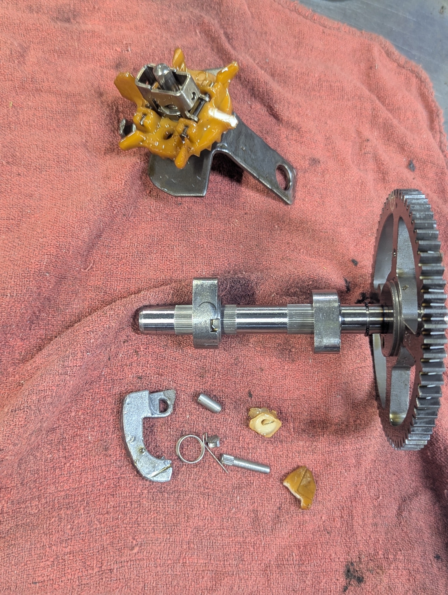 A broken decompressor can be the... - Summit Small Engines | Facebook
