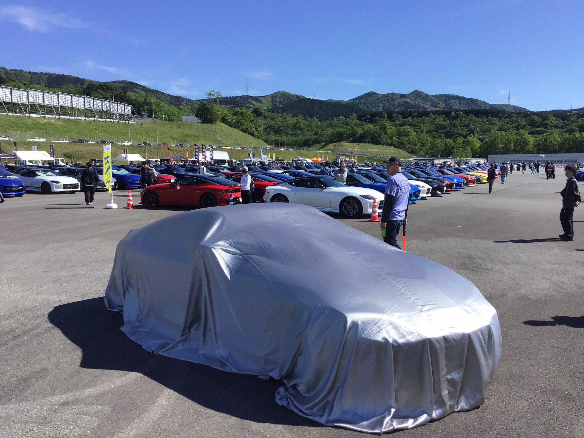 DUNLOP All Fairlady Z Meeting 2026 at FSW．