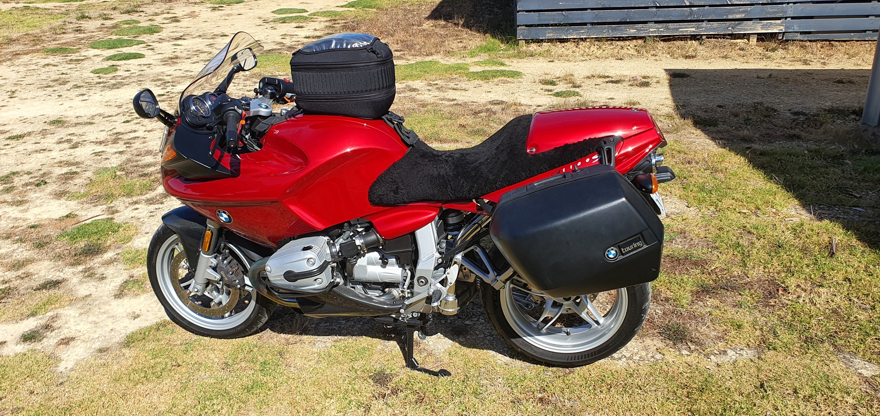 PRICE DROP *** MOTIVATED SELLER WAS $8,490 2011 BMW R1200R Finance