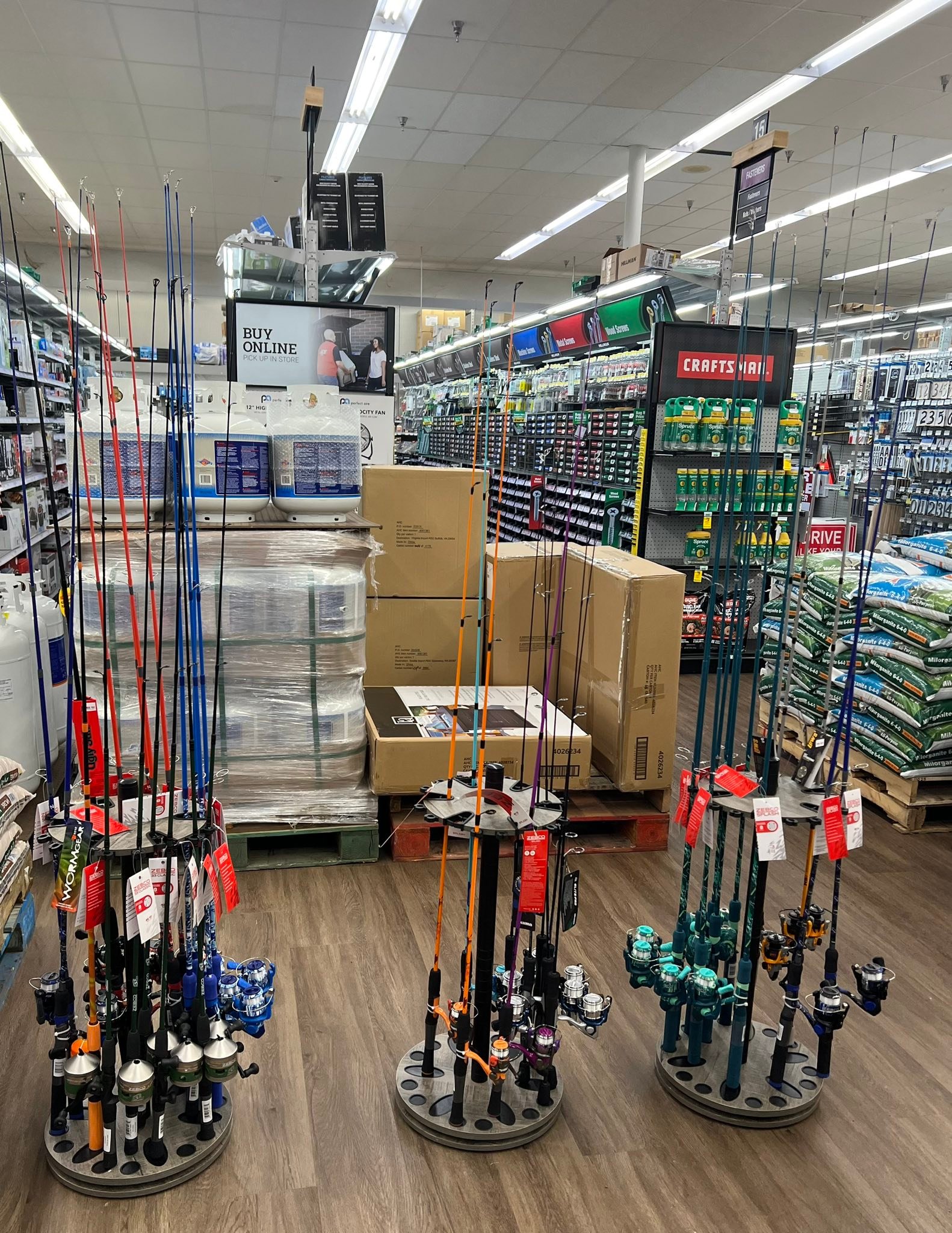 ace hardware fishing pole Fish Armor Extendable Pro 36