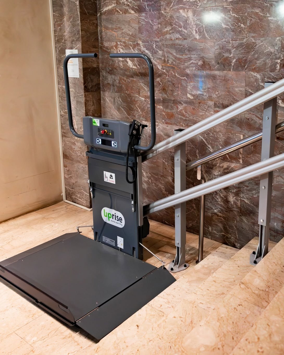 Uprise - montascale e ascensori - Valorizza la tua casa con il # ...