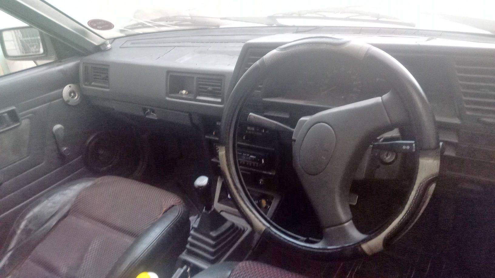 Nissan sentra box shape sell or swap - Cars & Trucks - Cape Town ...