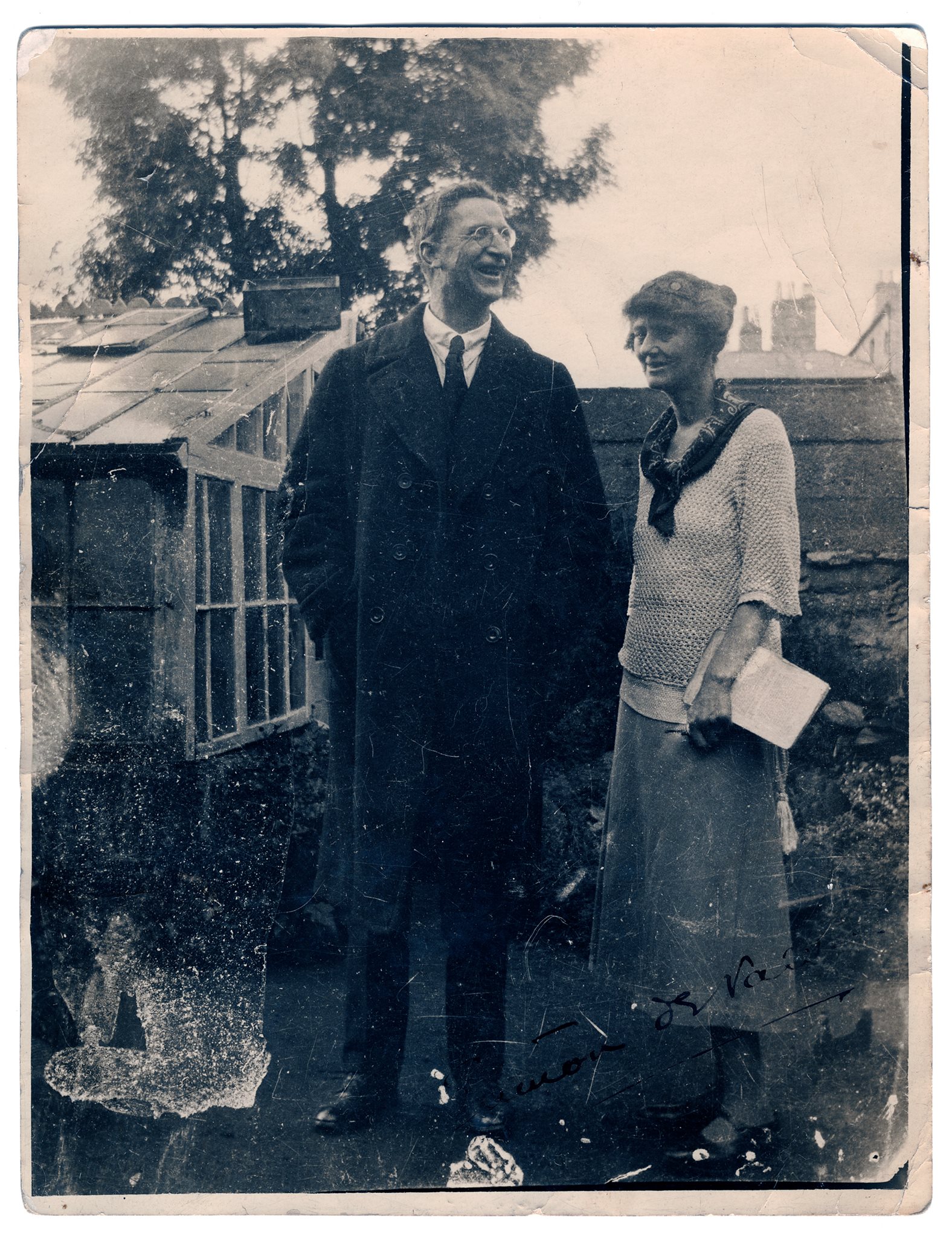 Dev and Constance... - Irish History 1916 through to 1923 | Facebook