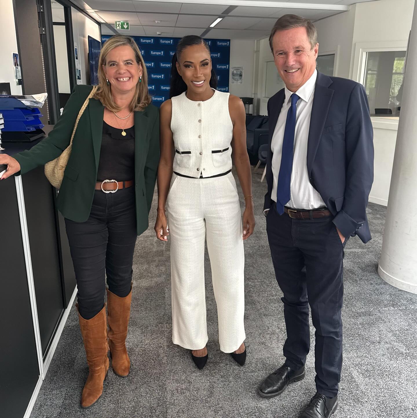 Christine - Nicolas Dupont Aignan était un de nos invités que @europe1 ...