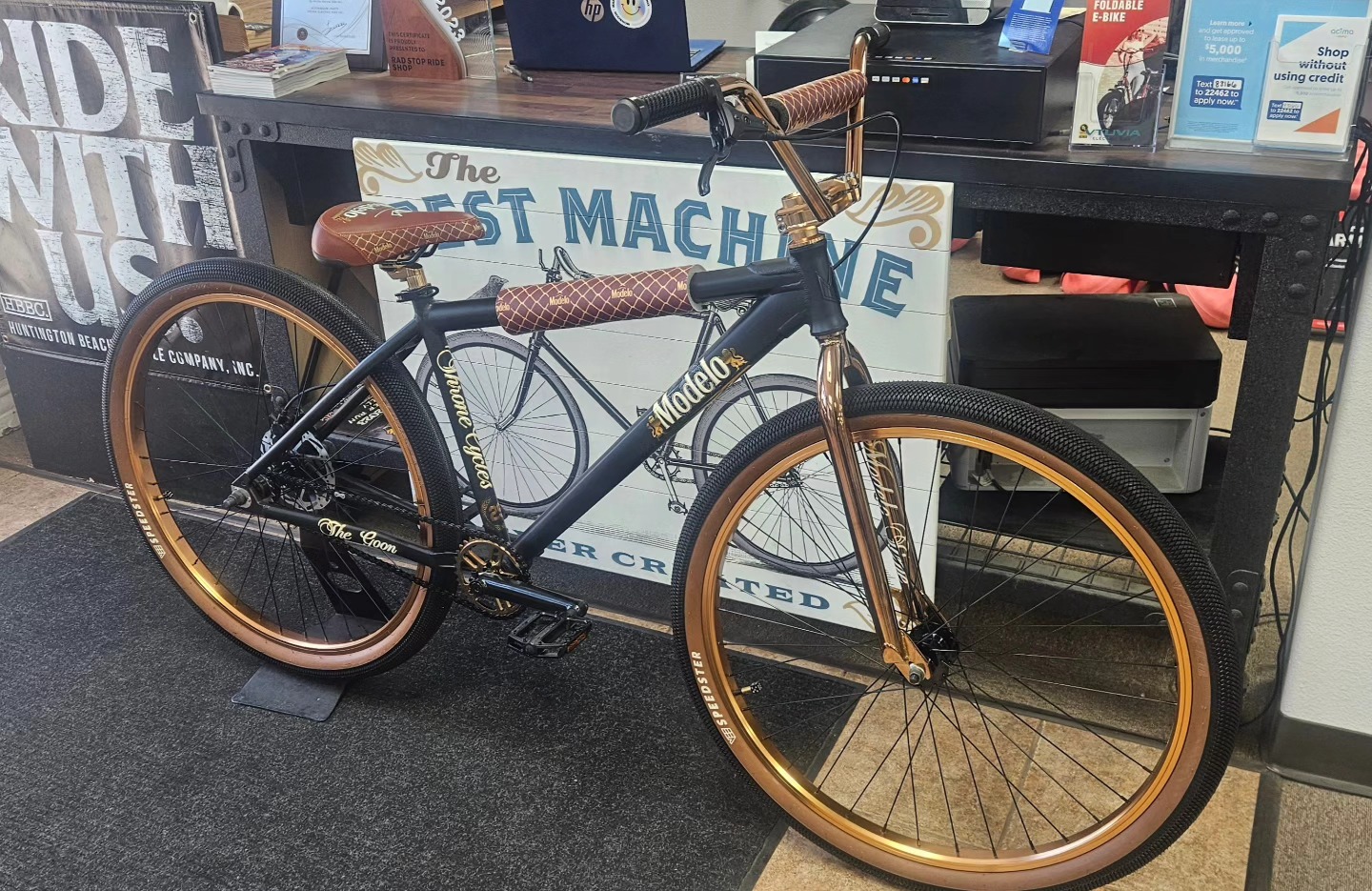 Rad - THRONE 'THE GOON MODELO' in stock NOW!! #thronecycles #thegoon # ...