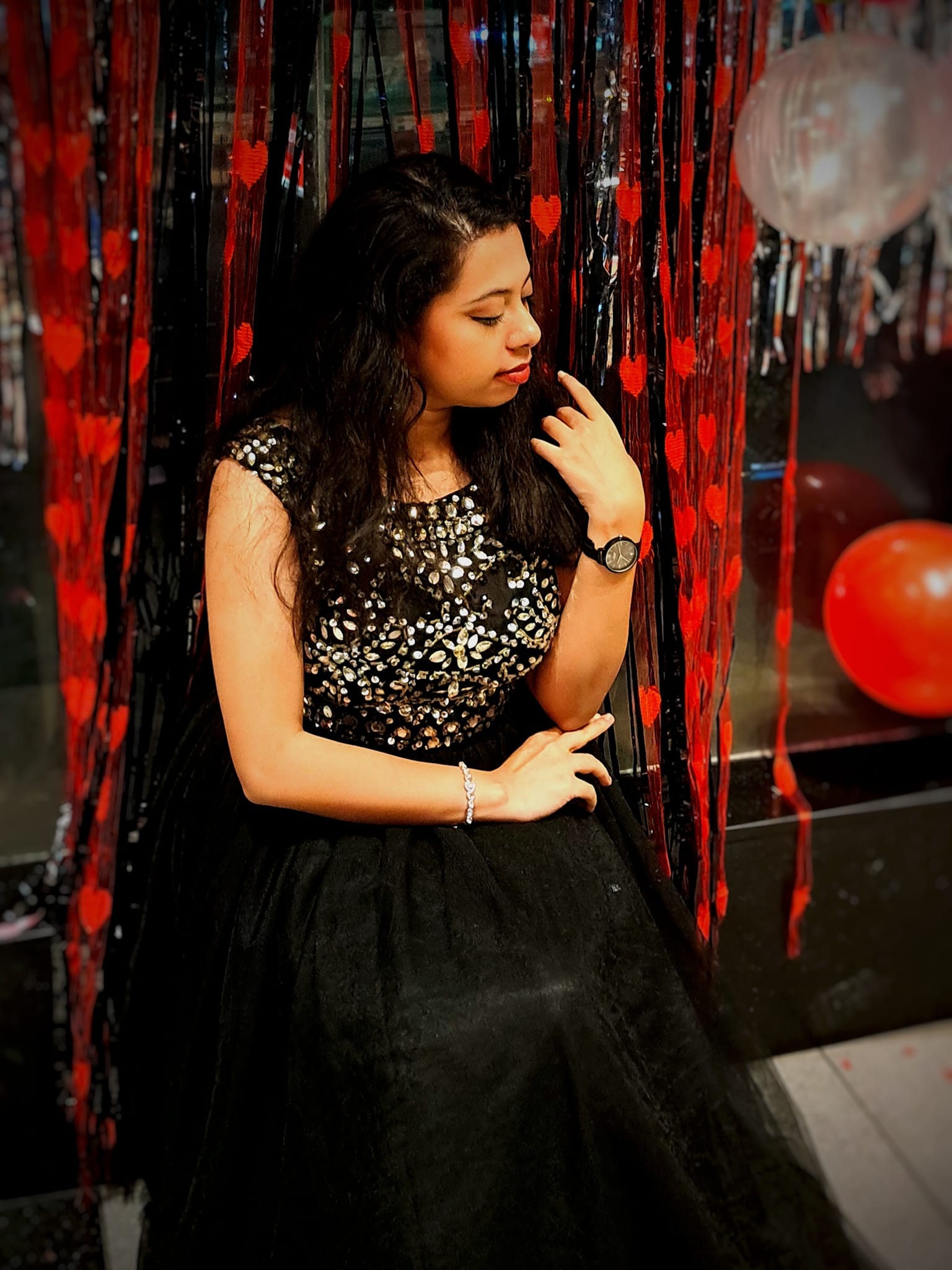 My 24th birthday gown by Taniya' fashion world just like I wanted it to be simple but gorgeous at the same time 😍 💞✨ #review #instadaily #instalike #instagram #gown