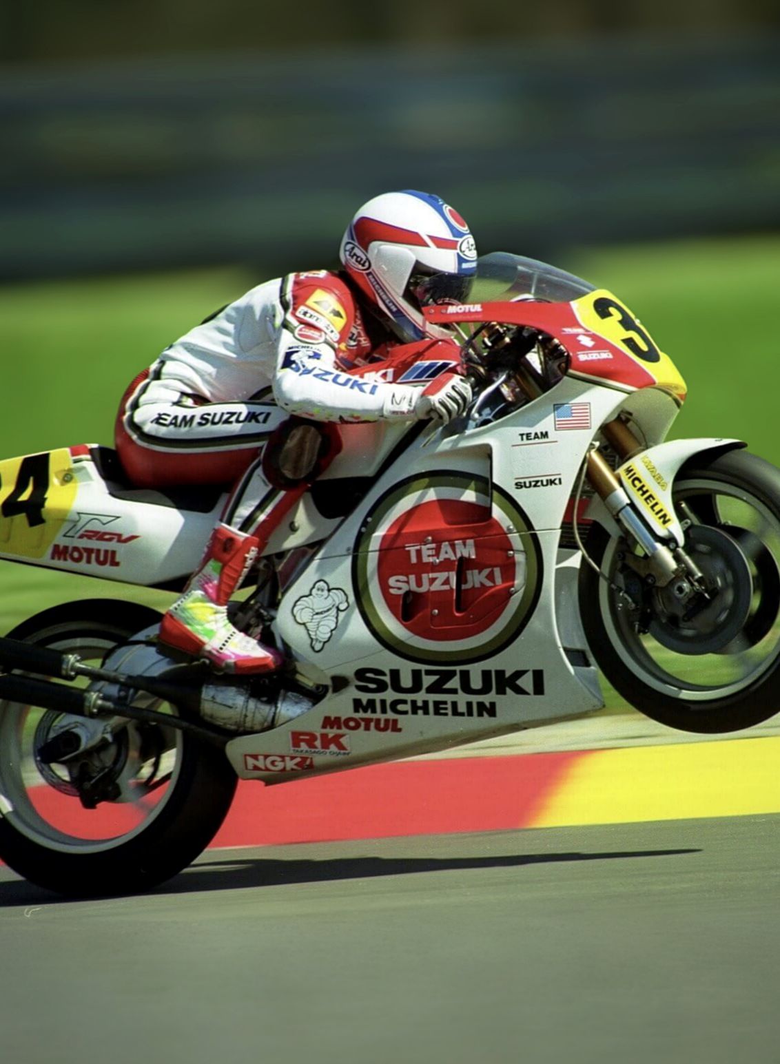 1990 WGP 500cc class with Wayne Gardner and Kevin Schwantz