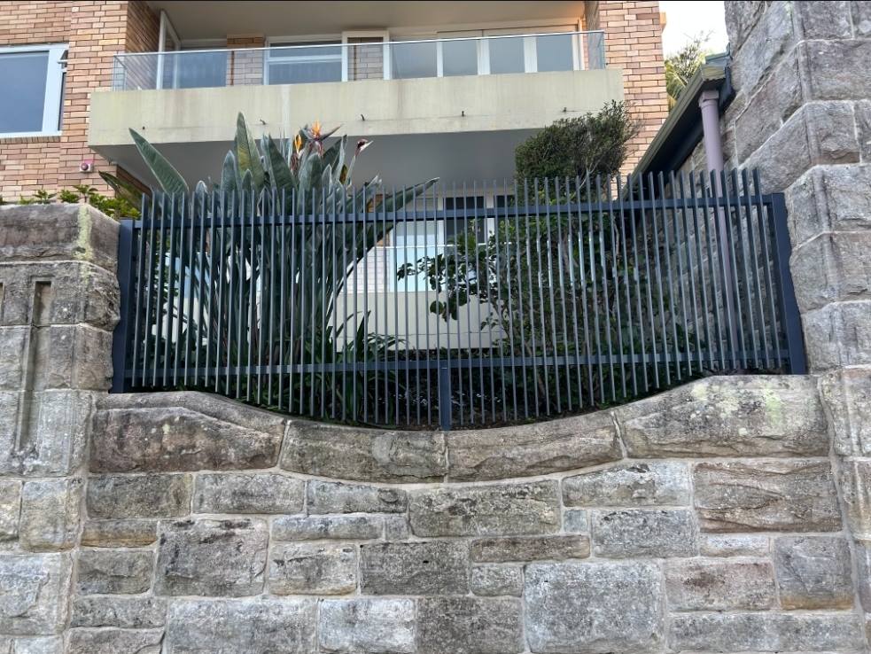 Dunn & Farrugia Fencing and Gates - ColorMAX® Reflect™ Boundary Fencing ...