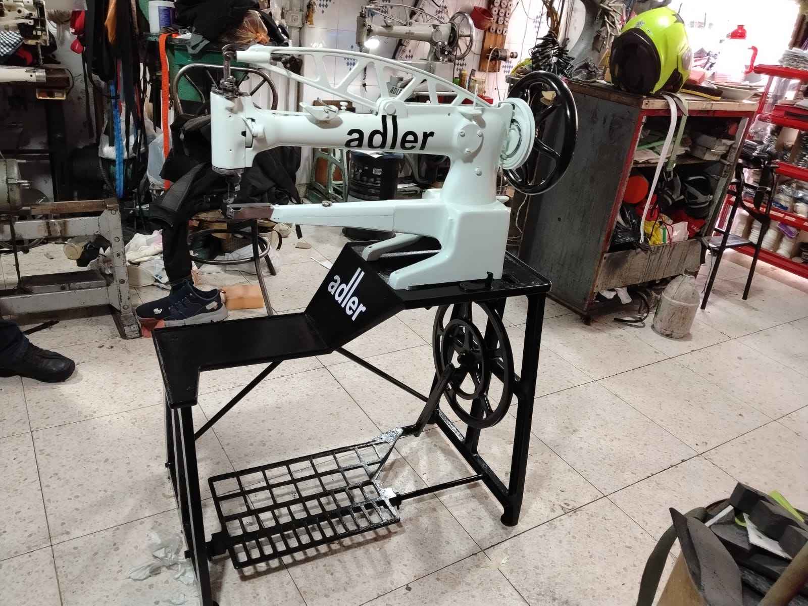 MAQUINA LOCA ADLER TOTALMENTE RESTAURADA VER ES COMPRAR 💸 - Sewing ...