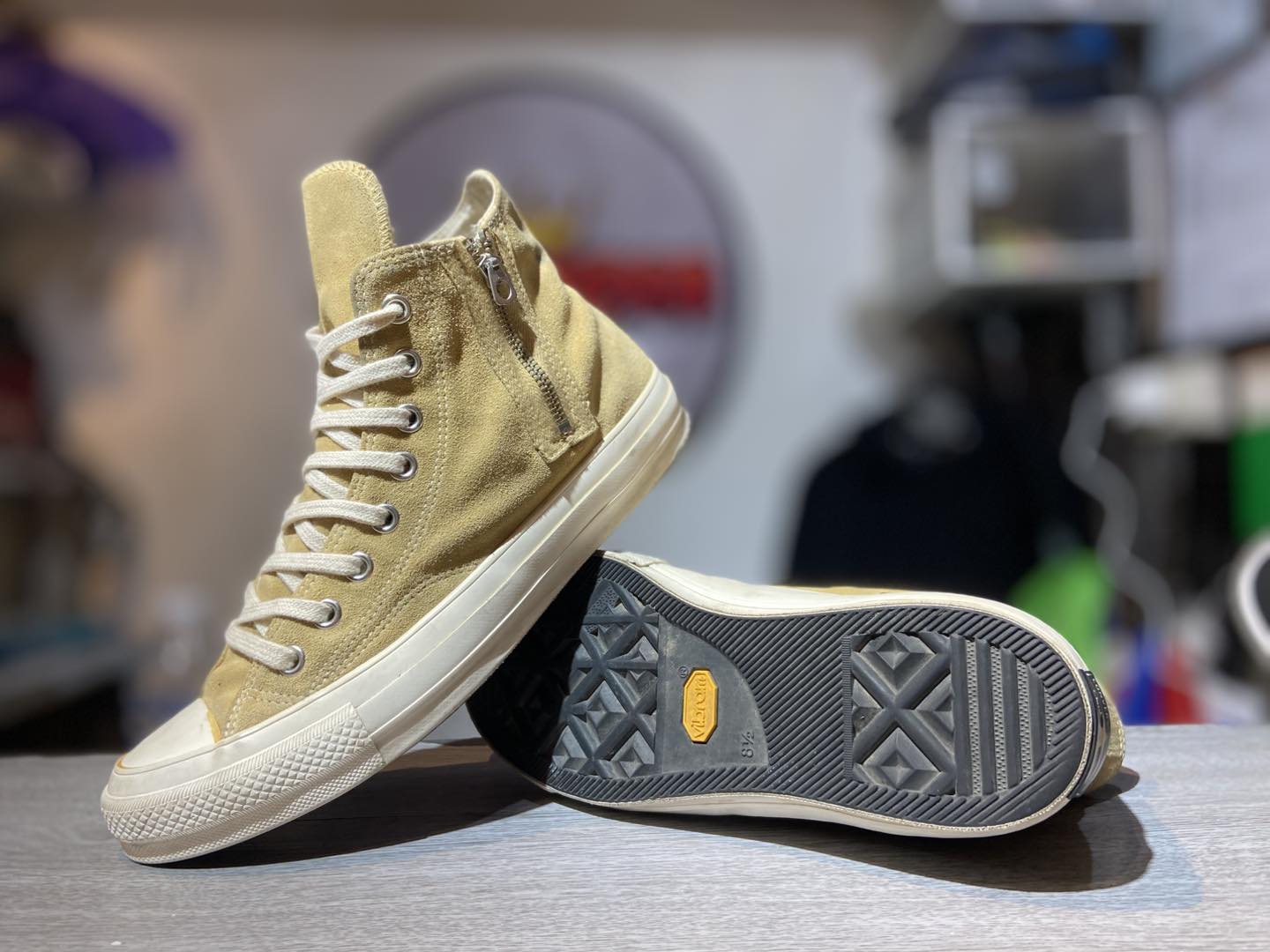 ? CONVERSE CHUCK TAYLOR ADDICT NIGO Z HI (SUEDE MATERIAL) CODE 