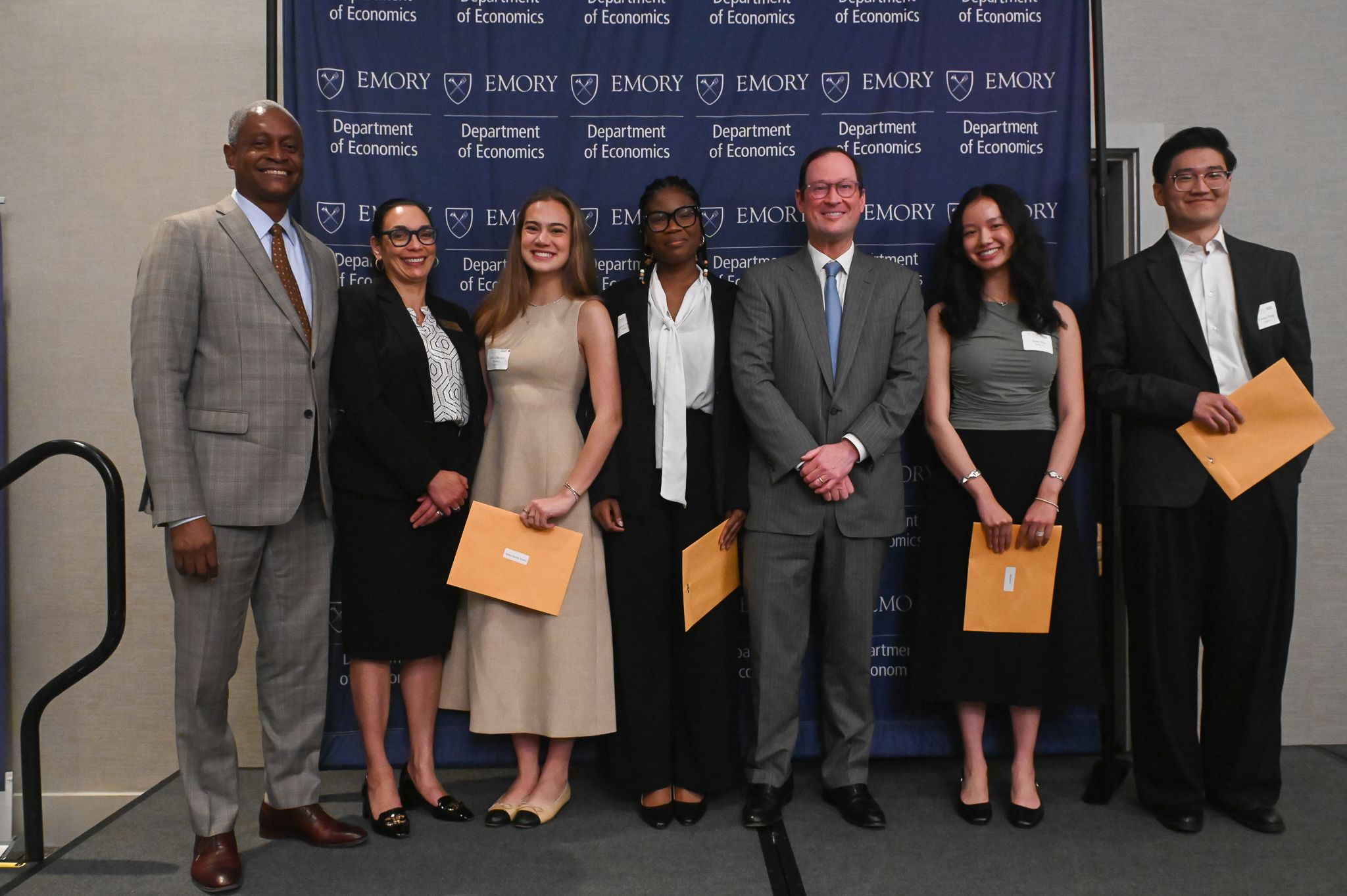 Emory - 2025 Undergraduate Awards Please join us in congratulating this ...