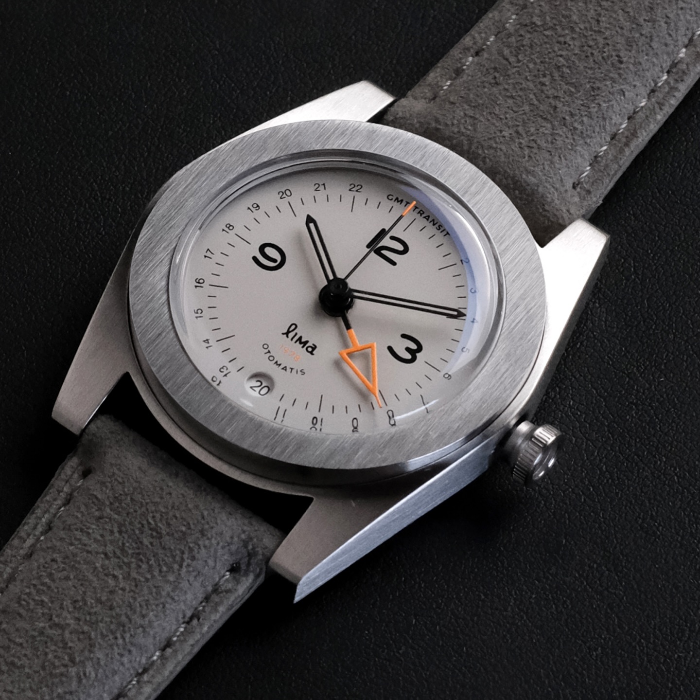 Lima Watch - Lima Watch added a new photo.