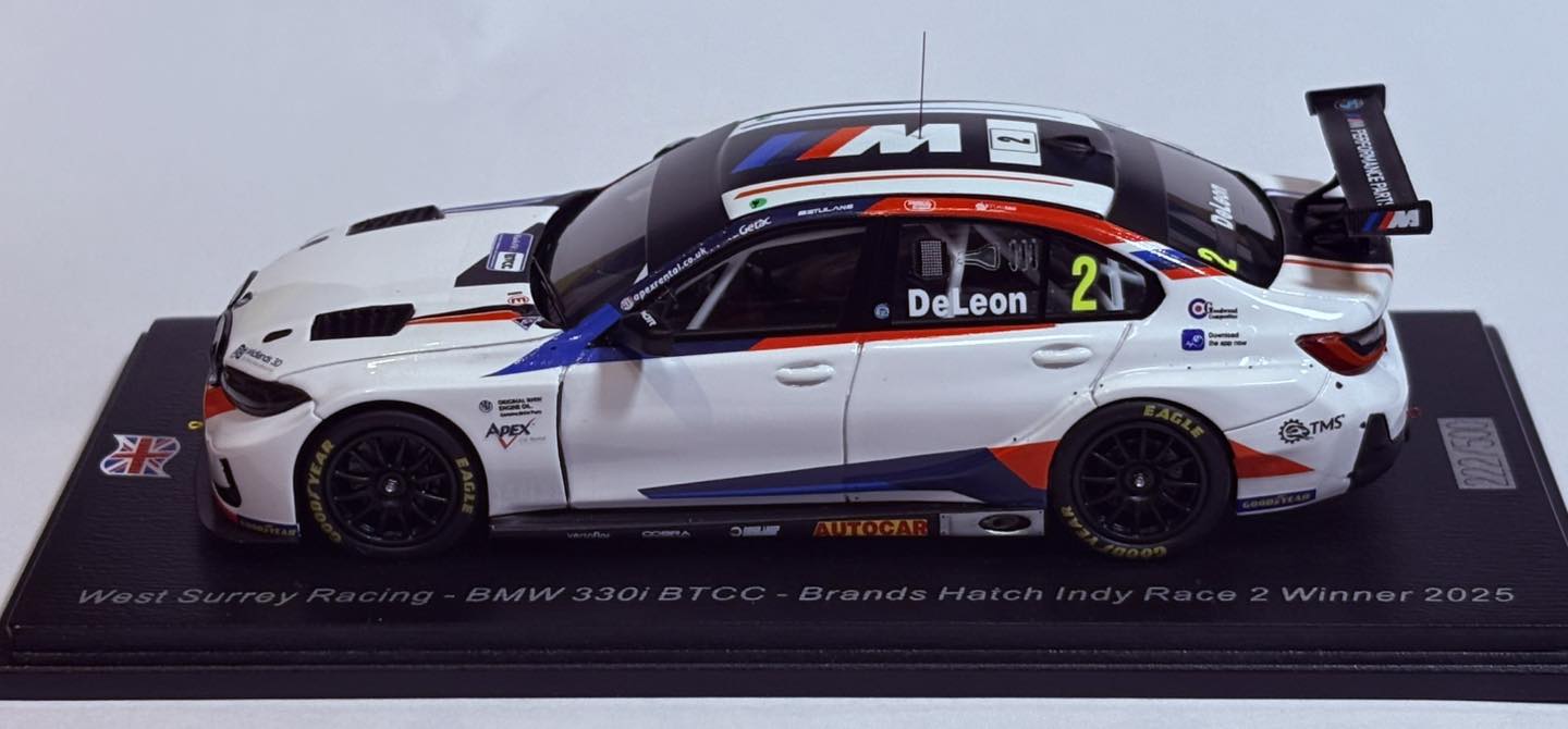 In stock now & ready to ship, 1:43 Spark , #UK033 BMW 330i BTCC