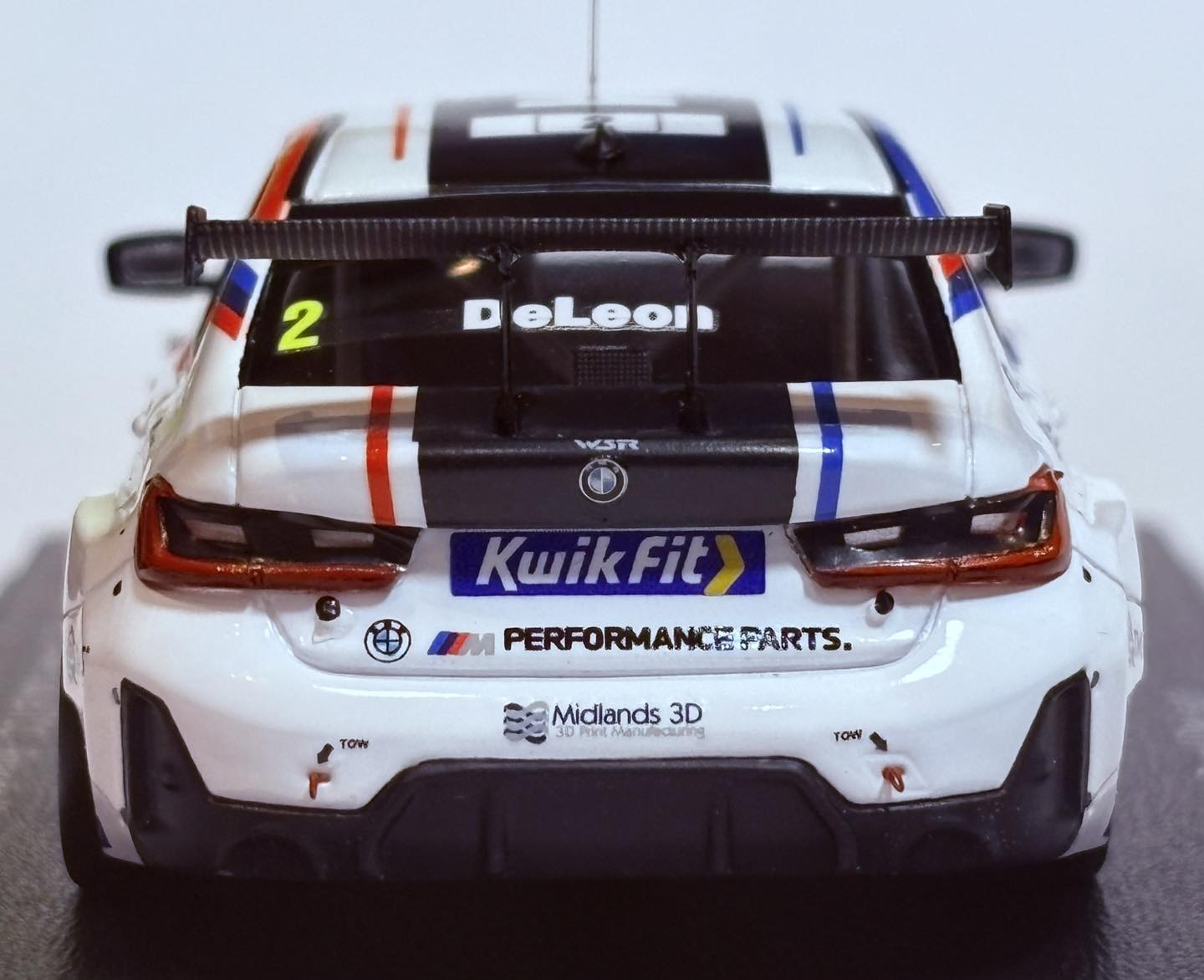 In stock now & ready to ship, 1:43 Spark , #UK033 BMW 330i BTCC