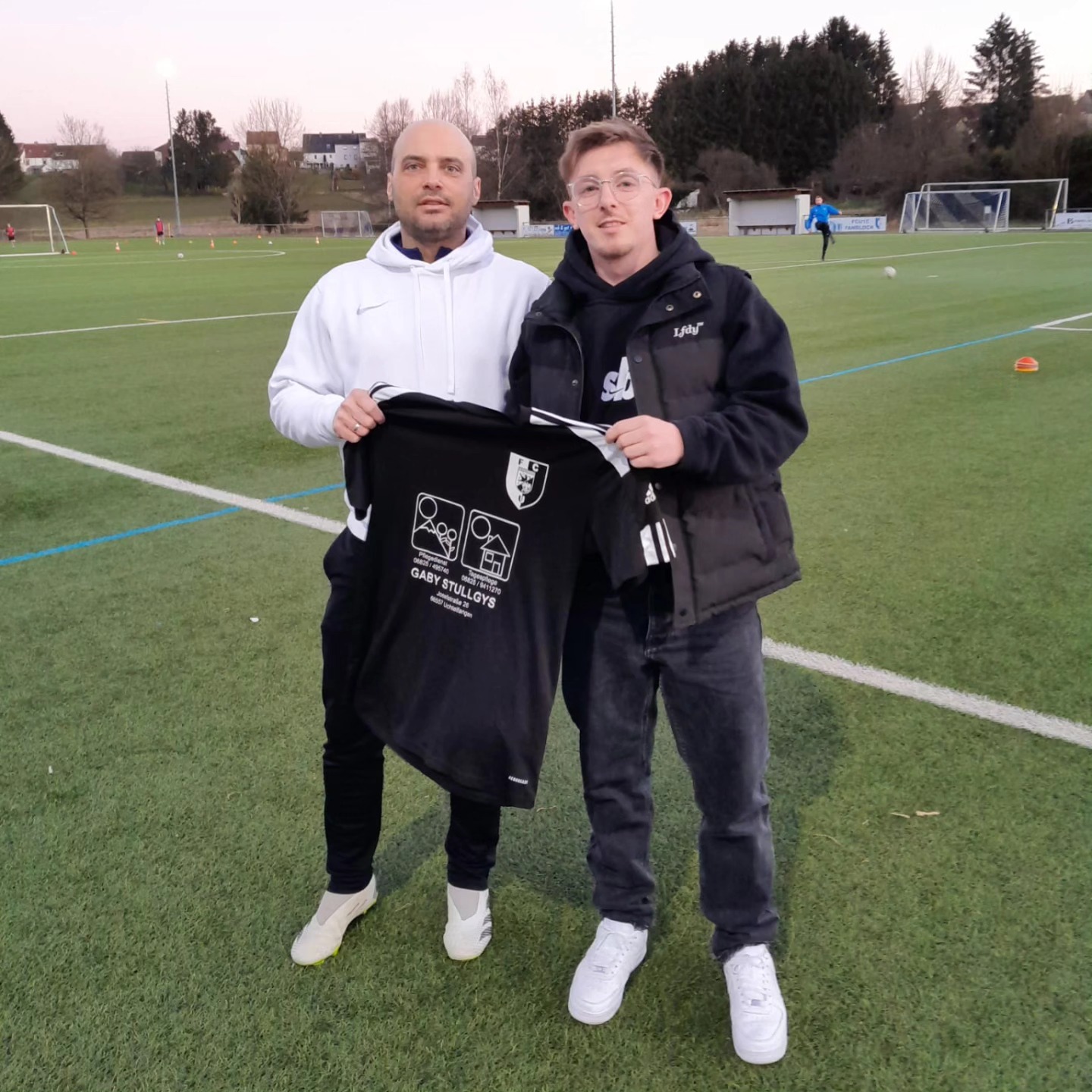 FC - Robin Ruloff kehrt zurück! Wir freuen uns, dass sich mit Robin ...