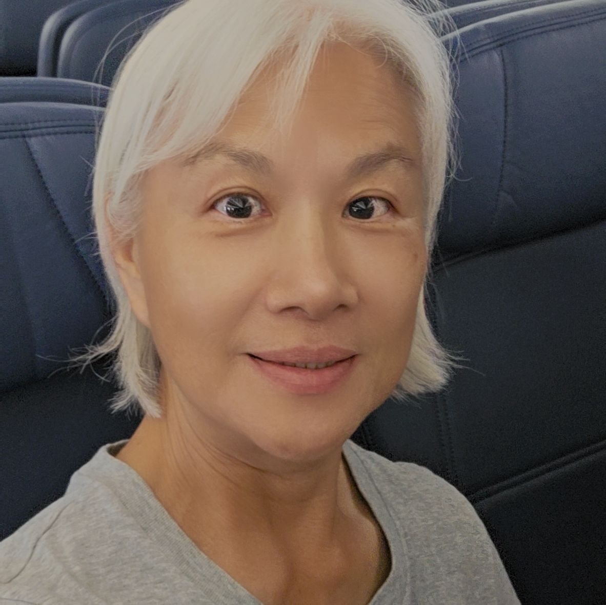 這綠植的葉子長得像花棋木，但是花是長這樣，求名，謝謝！ | Facebook