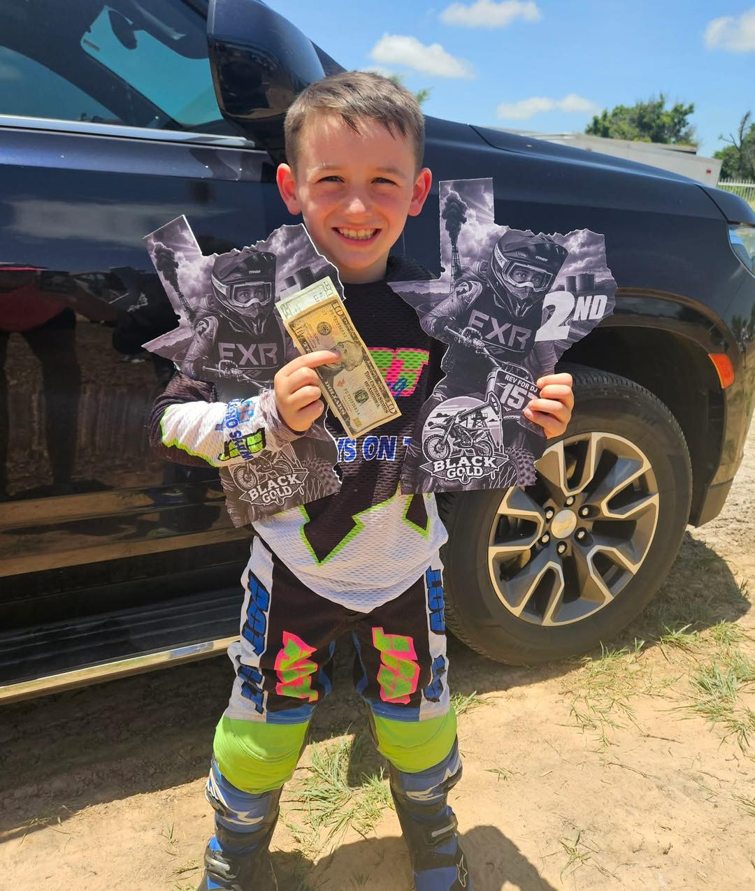 AOT - Looking forward to the weekend!!! Dylan in the neon palms!!!! # ...