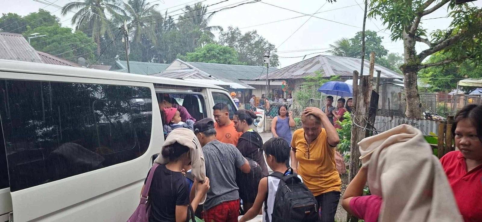 News5 - TYPHOON RESPONSE SA EASTERN VISAYAS Nag-deploy ng disaster ...