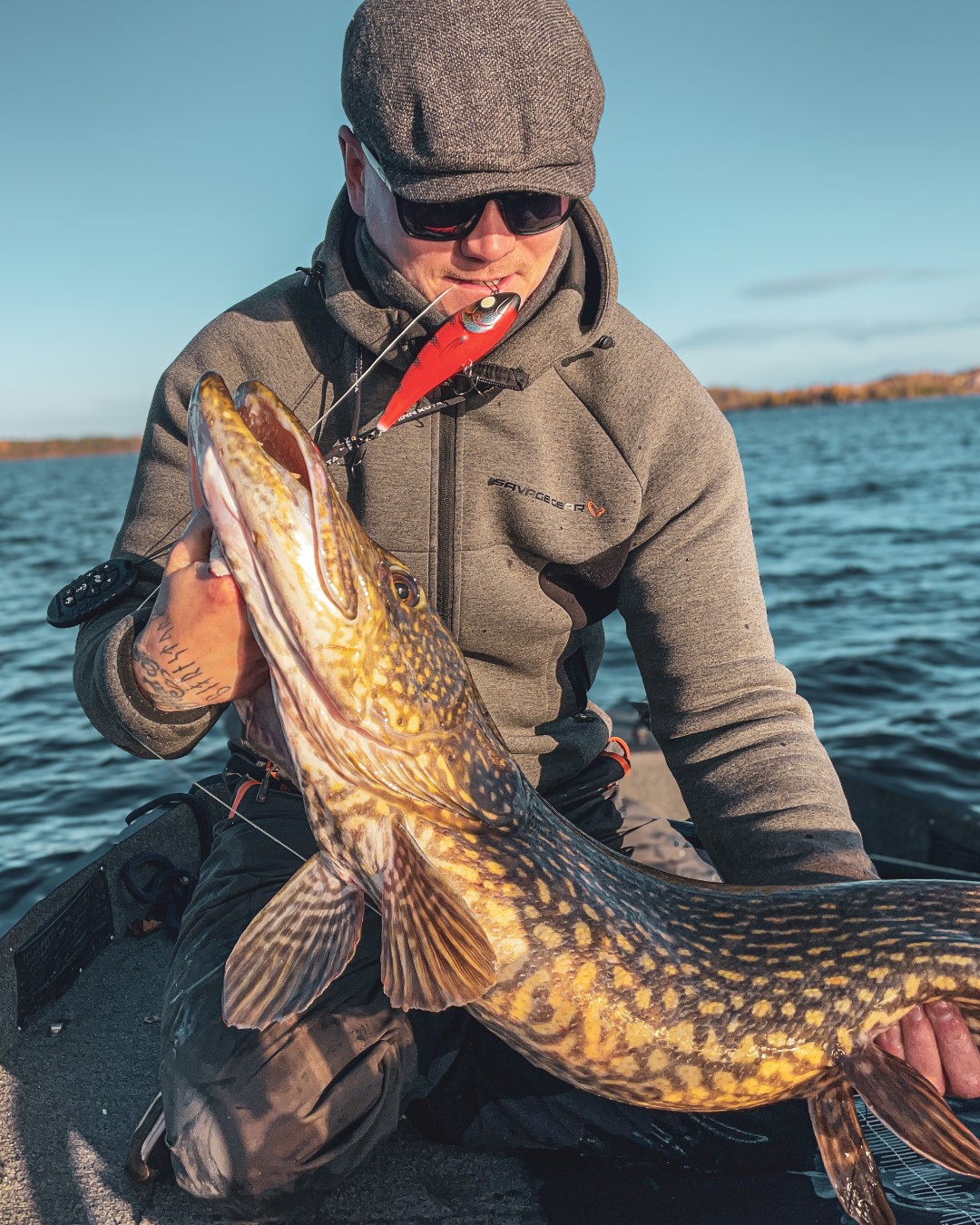 LB ROACH SWIM & JERK 12,5 CM - SAVAGE GEAR