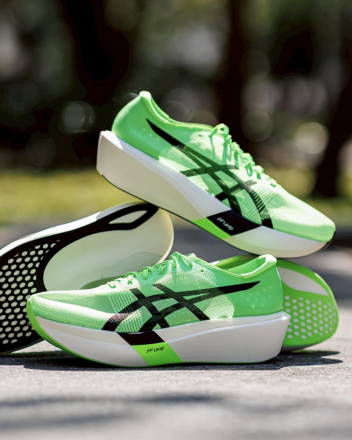 Ari - Asics Metaspeed Sky Tokyo (9,200 THB) Asics Metaspeed Edge Tokyo ...