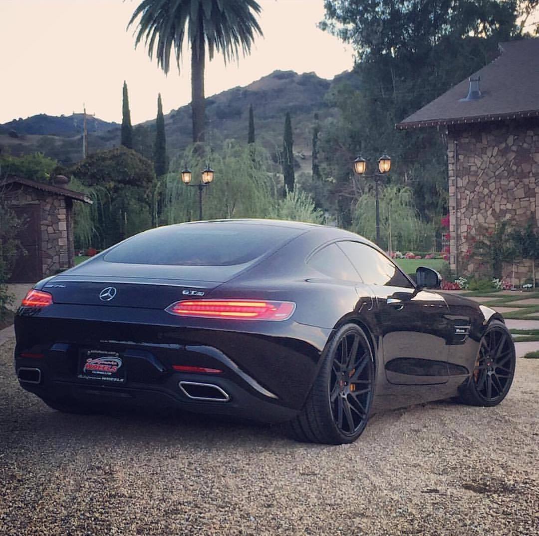 Hyper Rally - A clean and beautiful Mercedes AMG GT S by @caliwheels. I ...