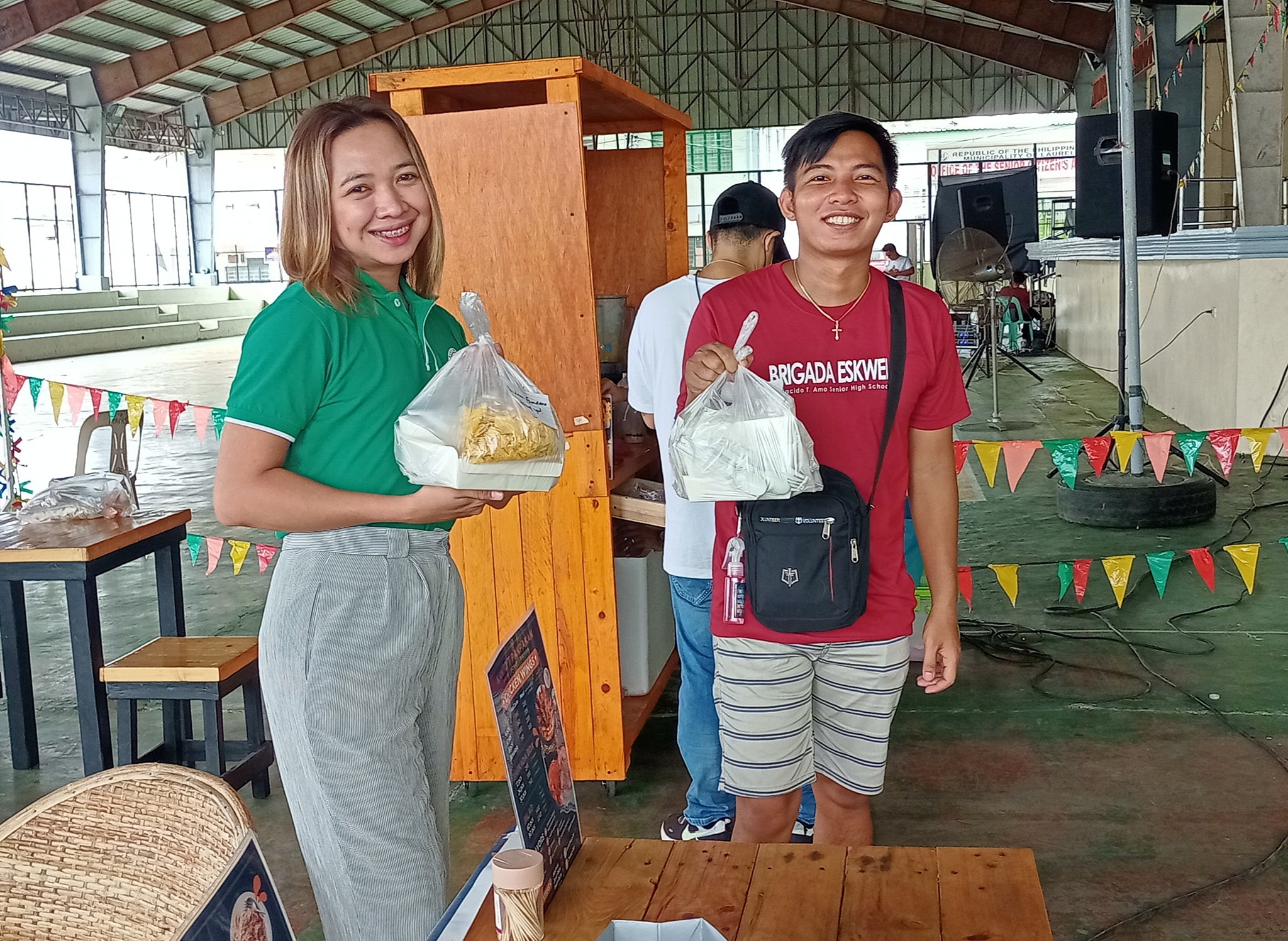 Grabe! Salamat po sa... - Kanto't Pakpakan Laurel
