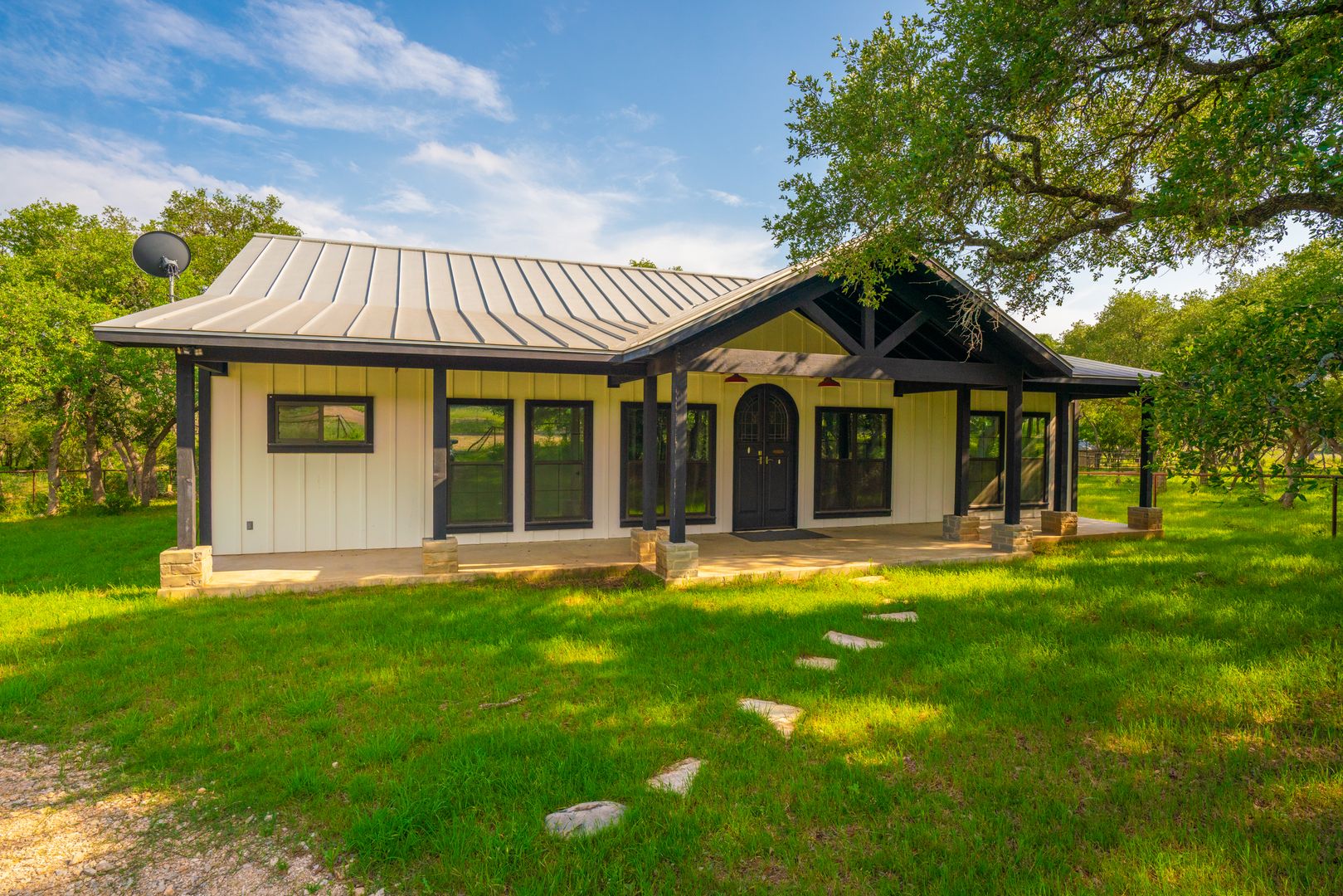 Texas - Triple T Ranch ⎮ +/- 117 Acres Nestled in the heart of Central ...