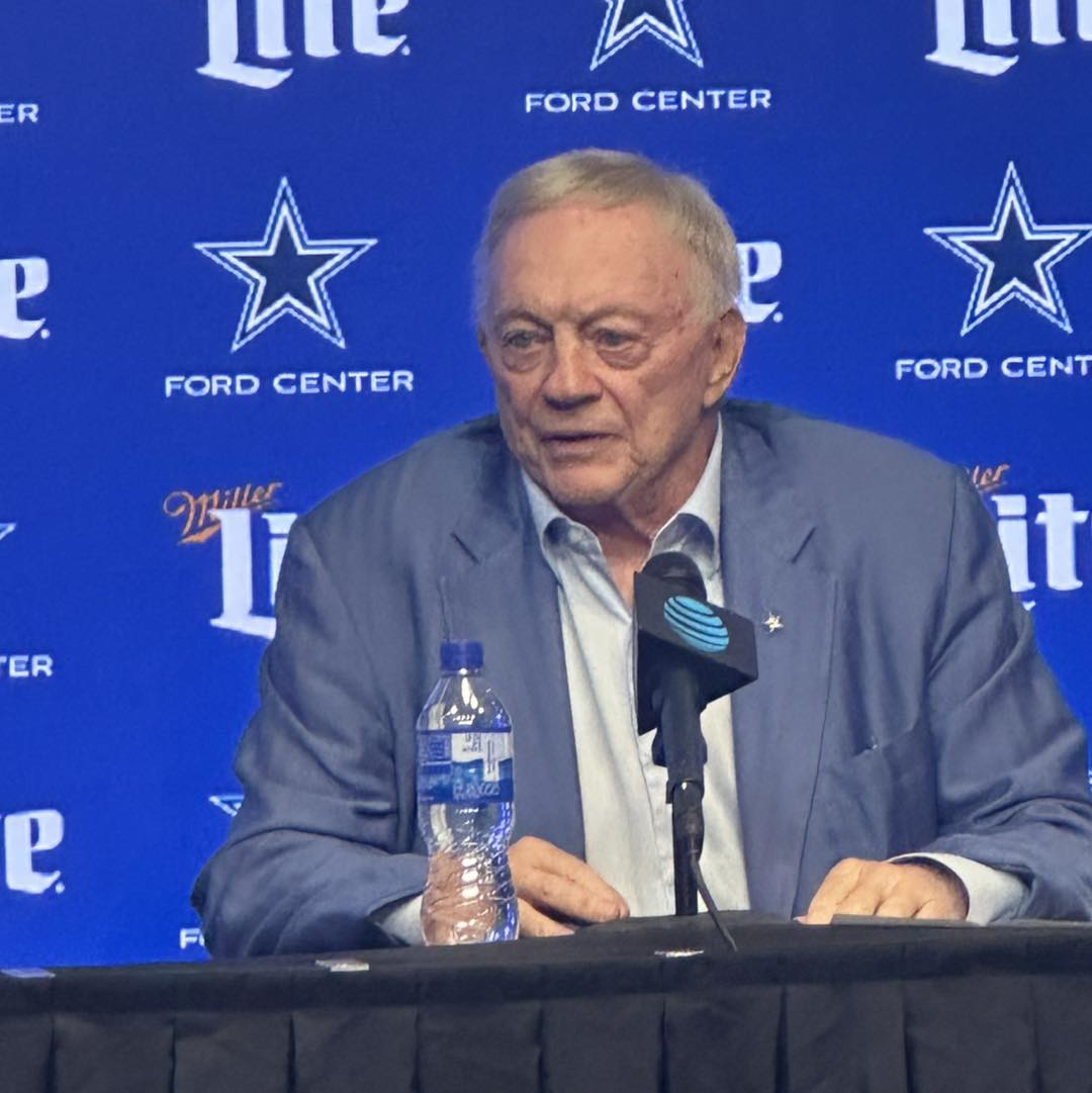Mike Leslie - Jerry Jones: 